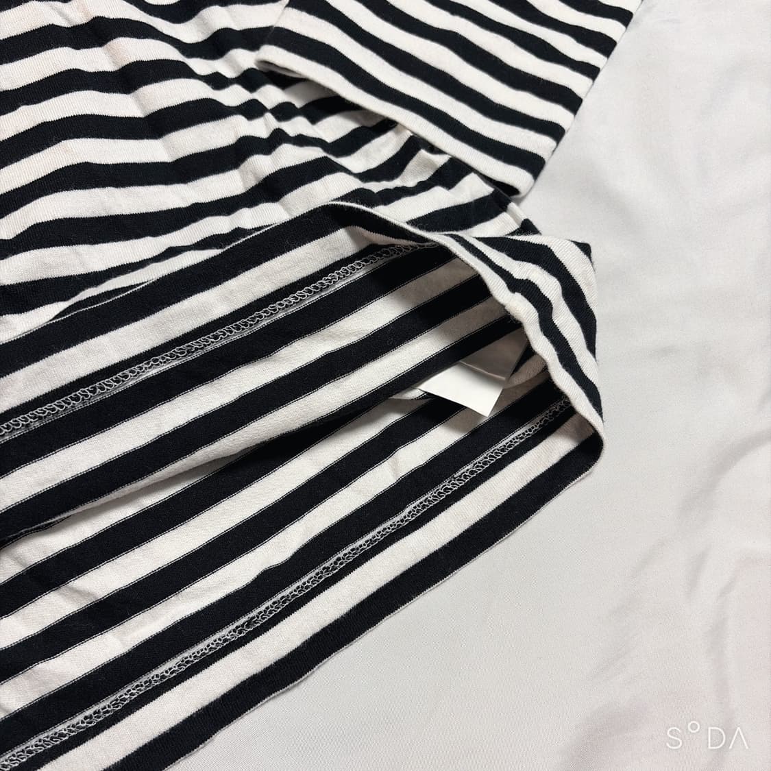 꼼데가르송 하트로고 스트라이프 긴팔티 상품이미지6