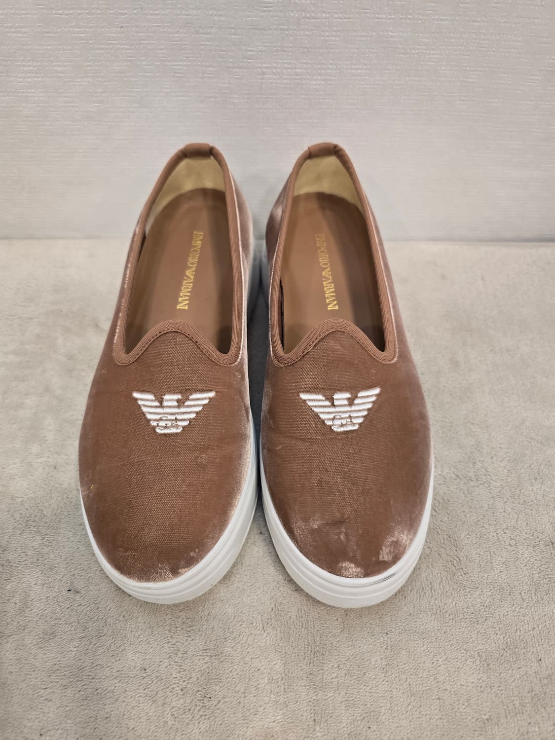 엠포리오 아르마니 벨벳 키높이 슬립온 단화 230 상품이미지3