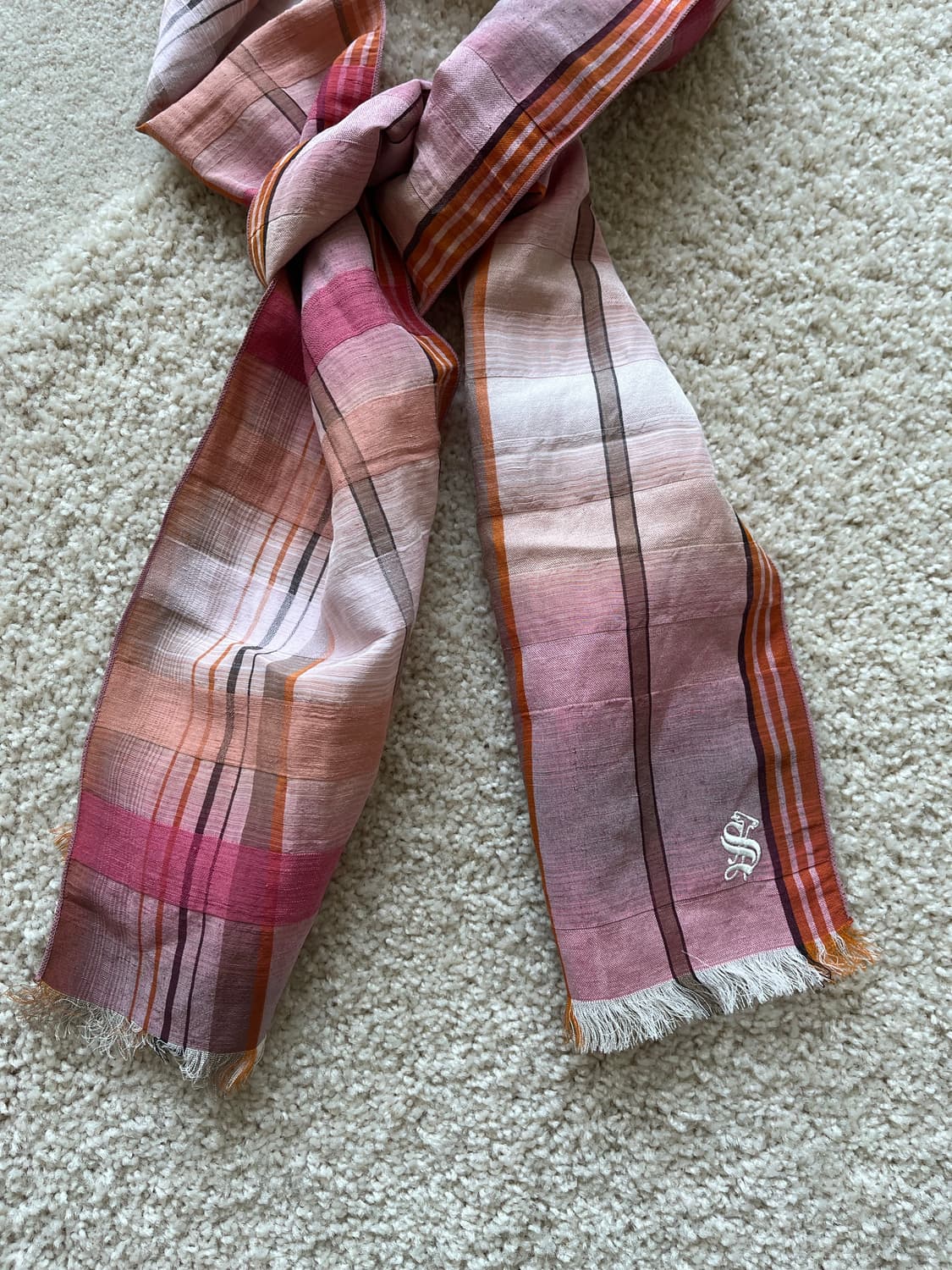 셔터 린넨 실크 체크 스카프  상품이미지4