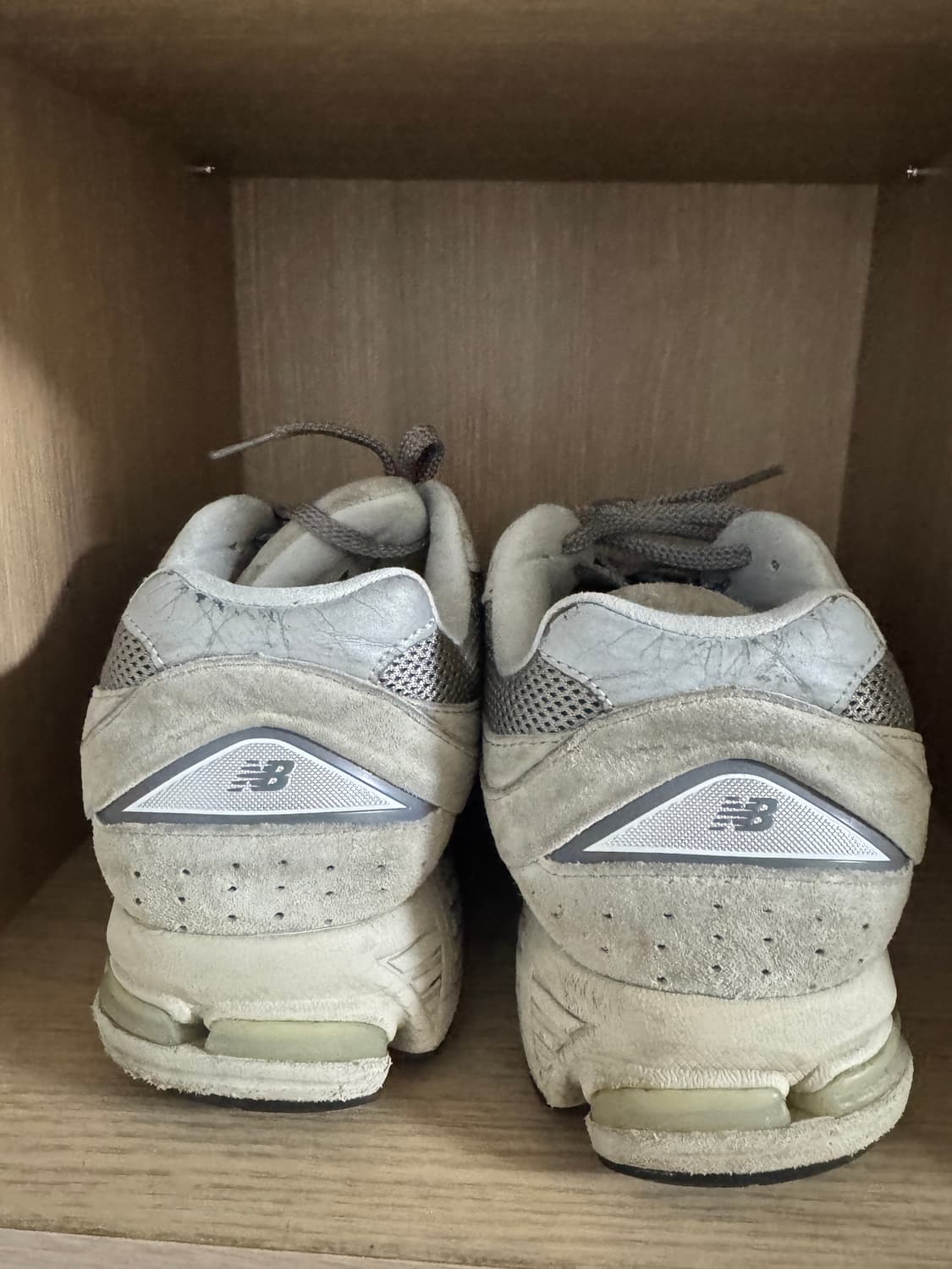 뉴발란스 2002R 그레이 운동화 상품이미지5