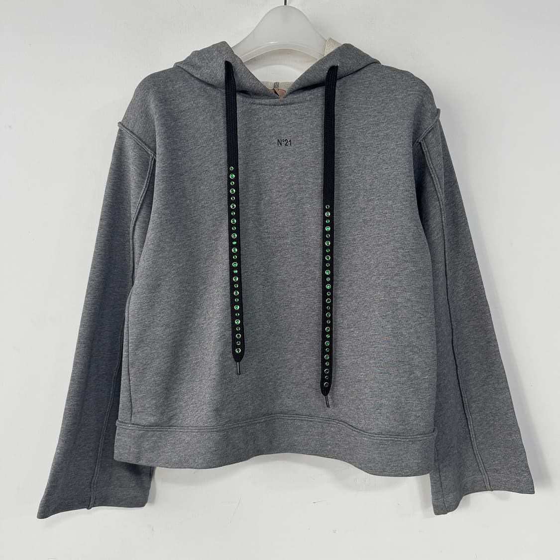 N21 드로스트링 로고 후디 상품이미지1