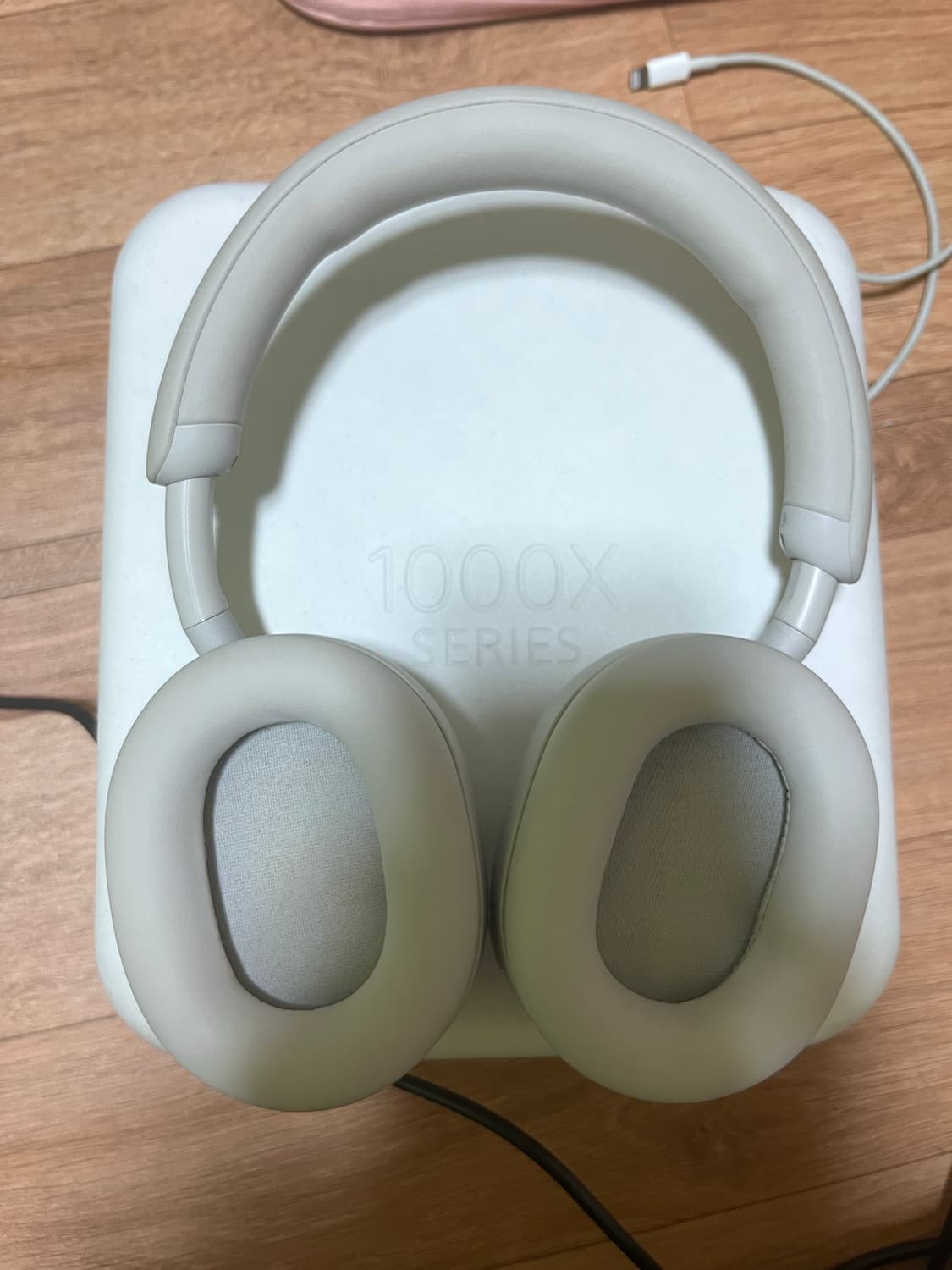 소니 WH-1000XM5 블루투스 헤드셋 실버 상품이미지3