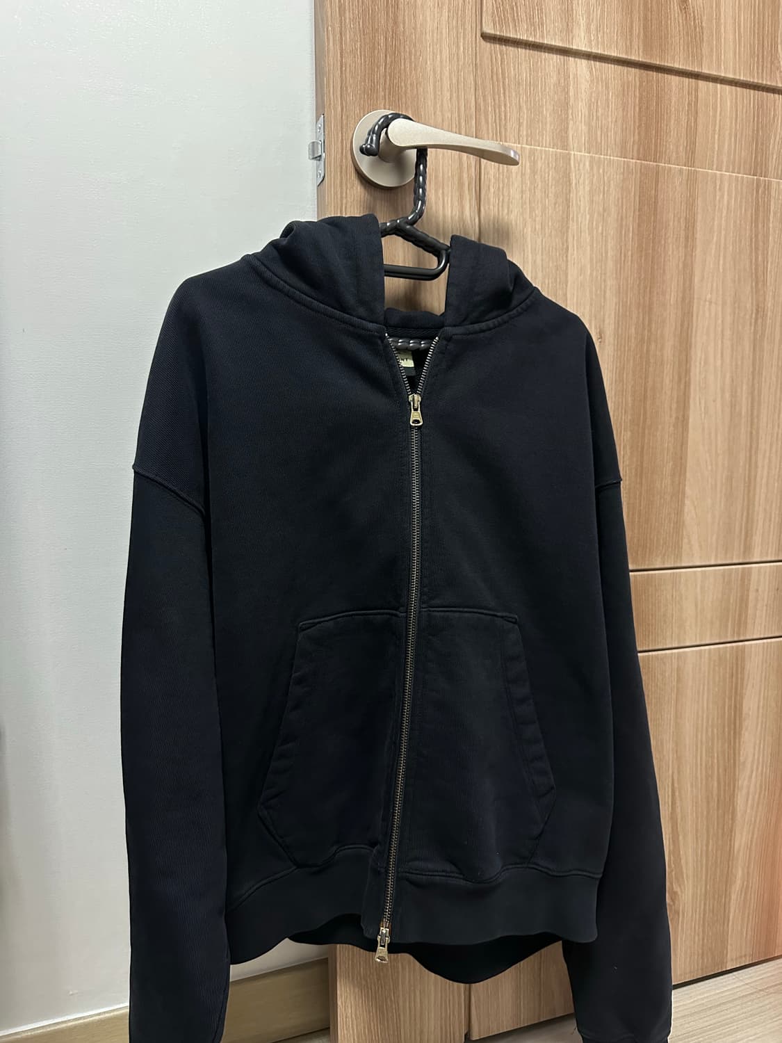 [L] 소버먼트 980G 크롭 피그먼트 후디 집업 워시드 블랙 상품이미지2