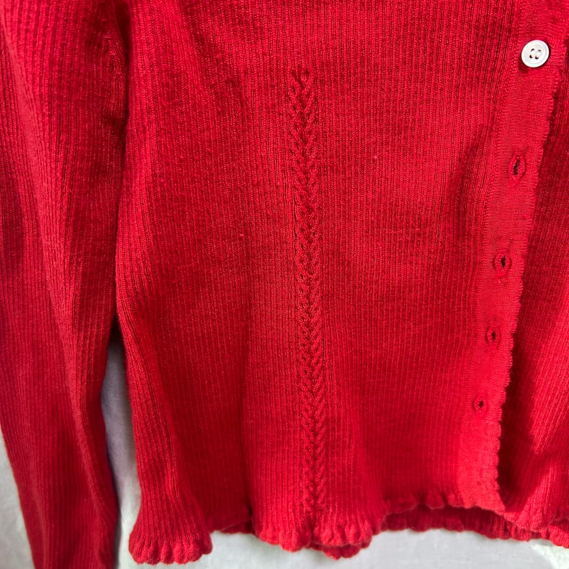 The barnet 더바넷 레드 크롭가디건 상품이미지3