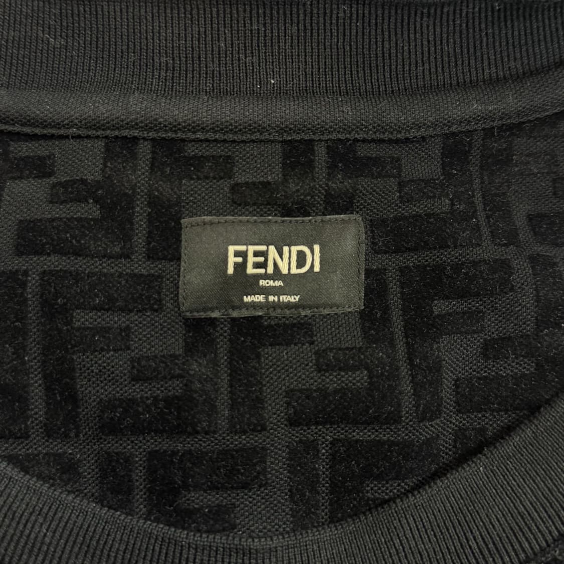 [리오브] 펜디 FF 풀 모티프 코튼 피케 크루넥 반팔 상품이미지4