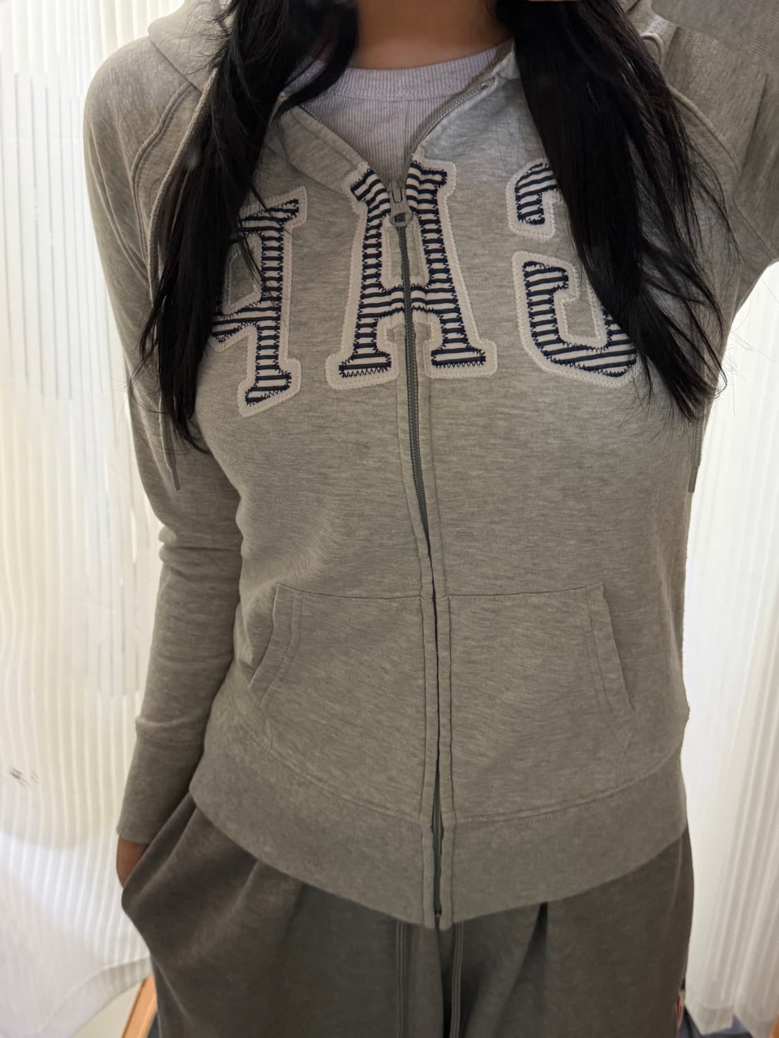 갭 그레이 스트라이프 후드집업 xs 상품이미지1