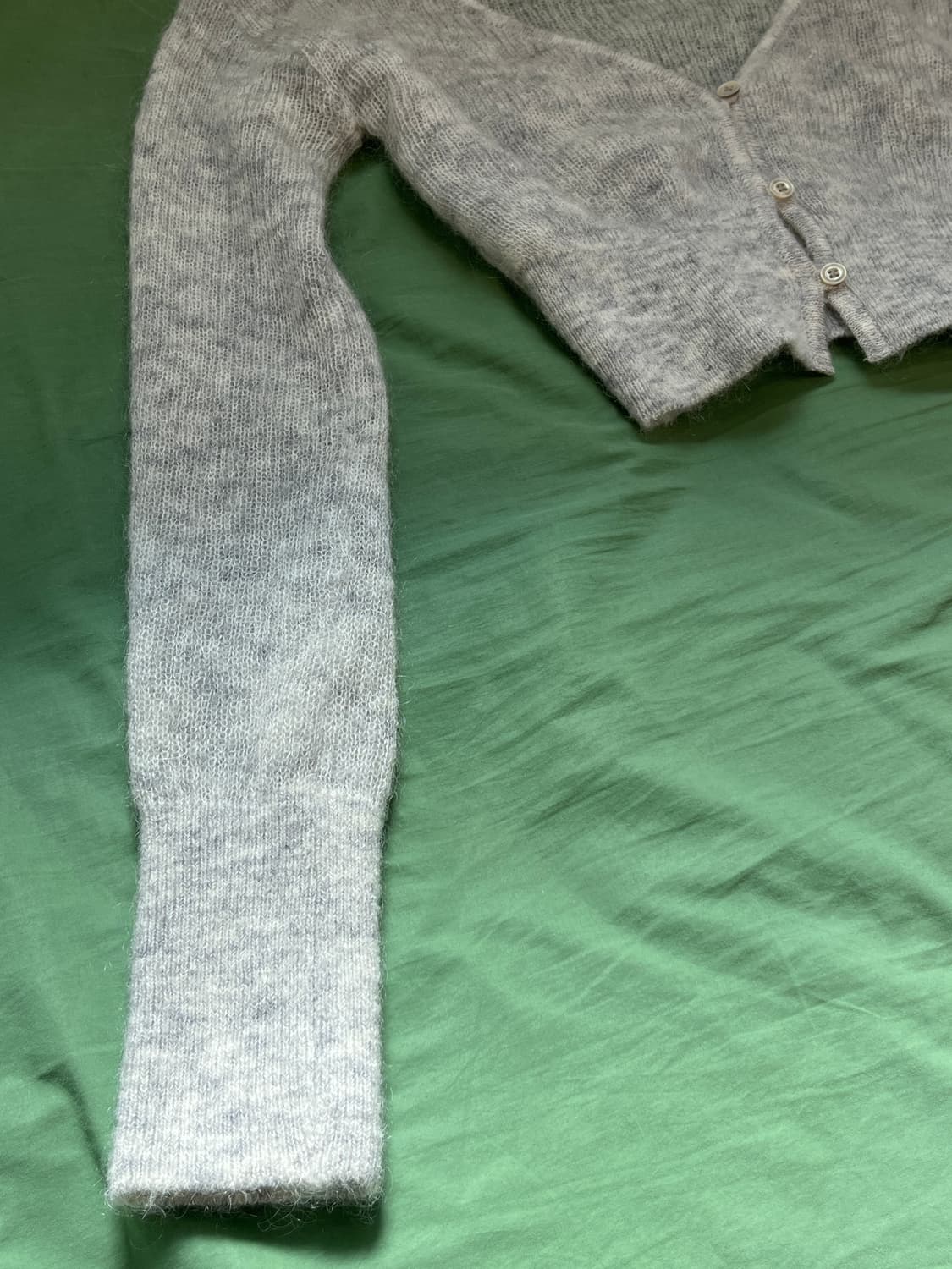 슬로우가먼츠 키드모헤어 크롭 가디건 상품이미지4