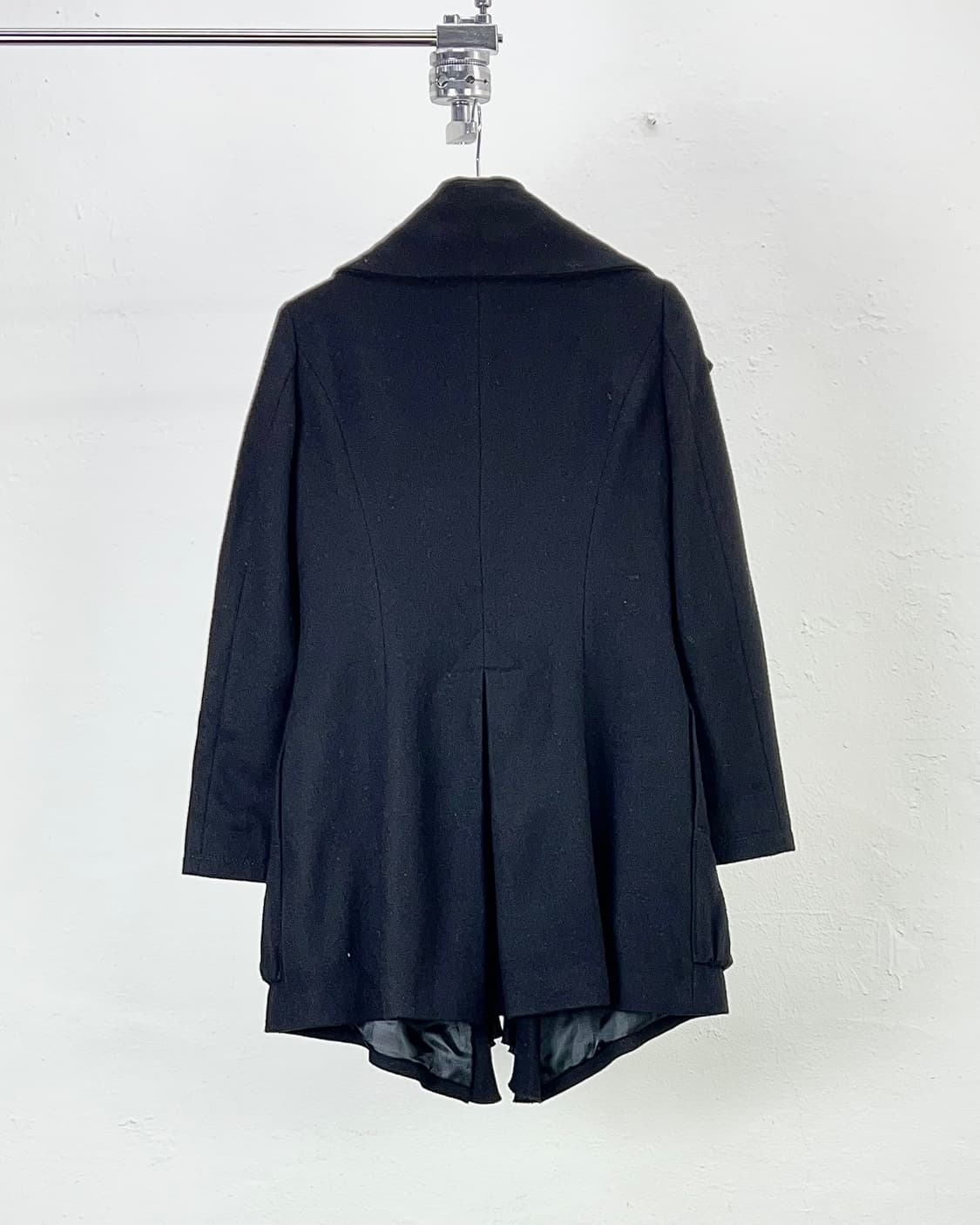 마리떼 프랑소와 저버 어반 케이프 블랙 울 코르셋 코트 상품이미지7