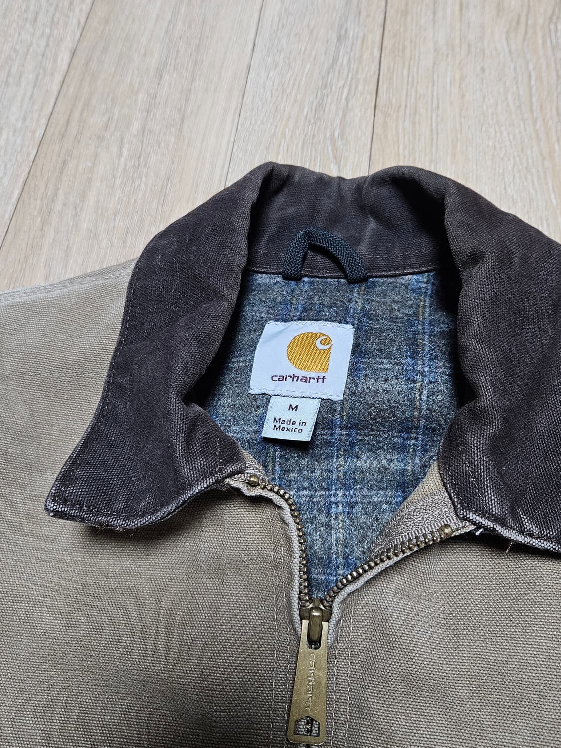 칼하트 J97 디트로이트 자켓 상품이미지2