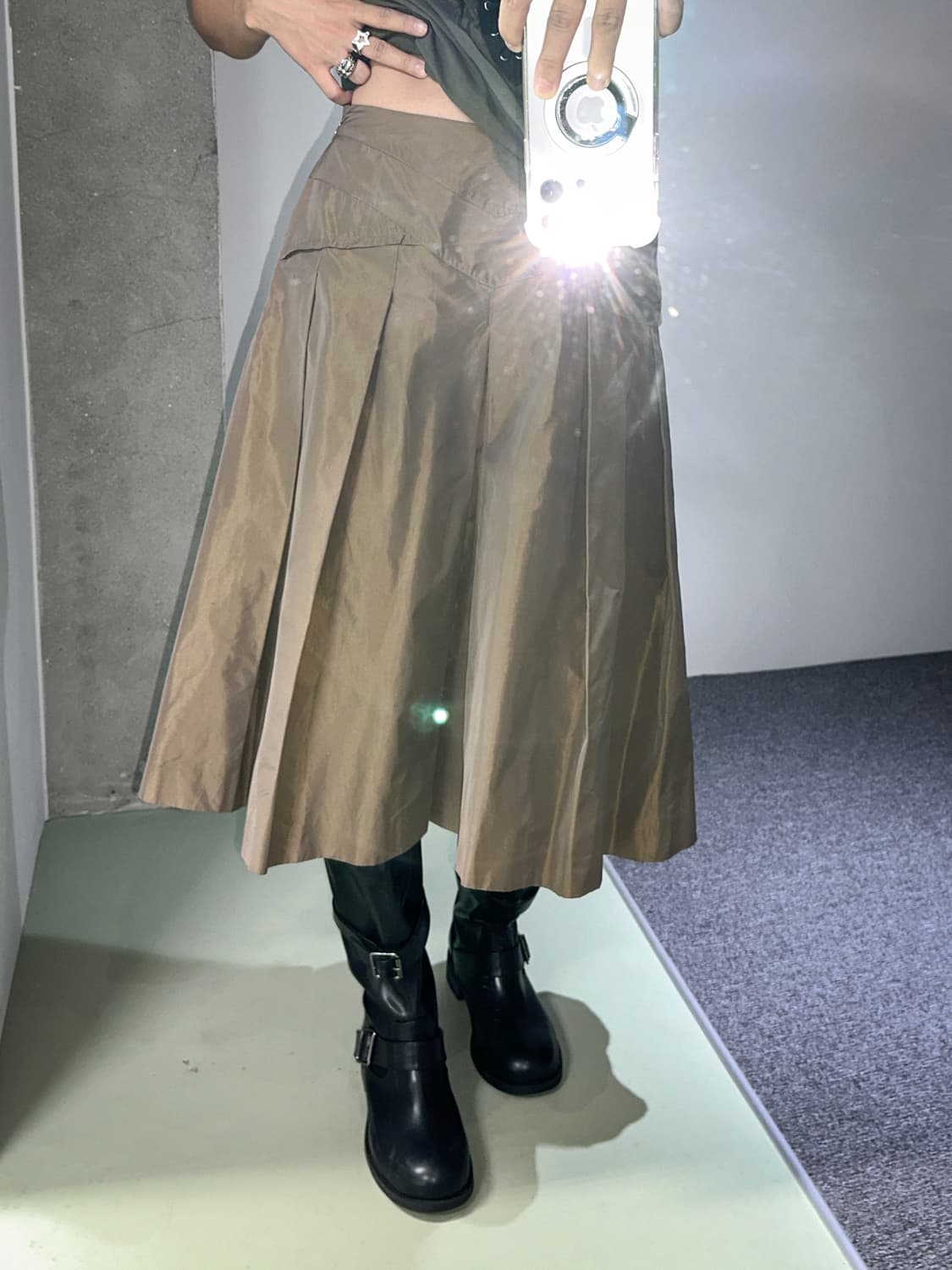 silky gold brown pleats skirt 상품이미지1