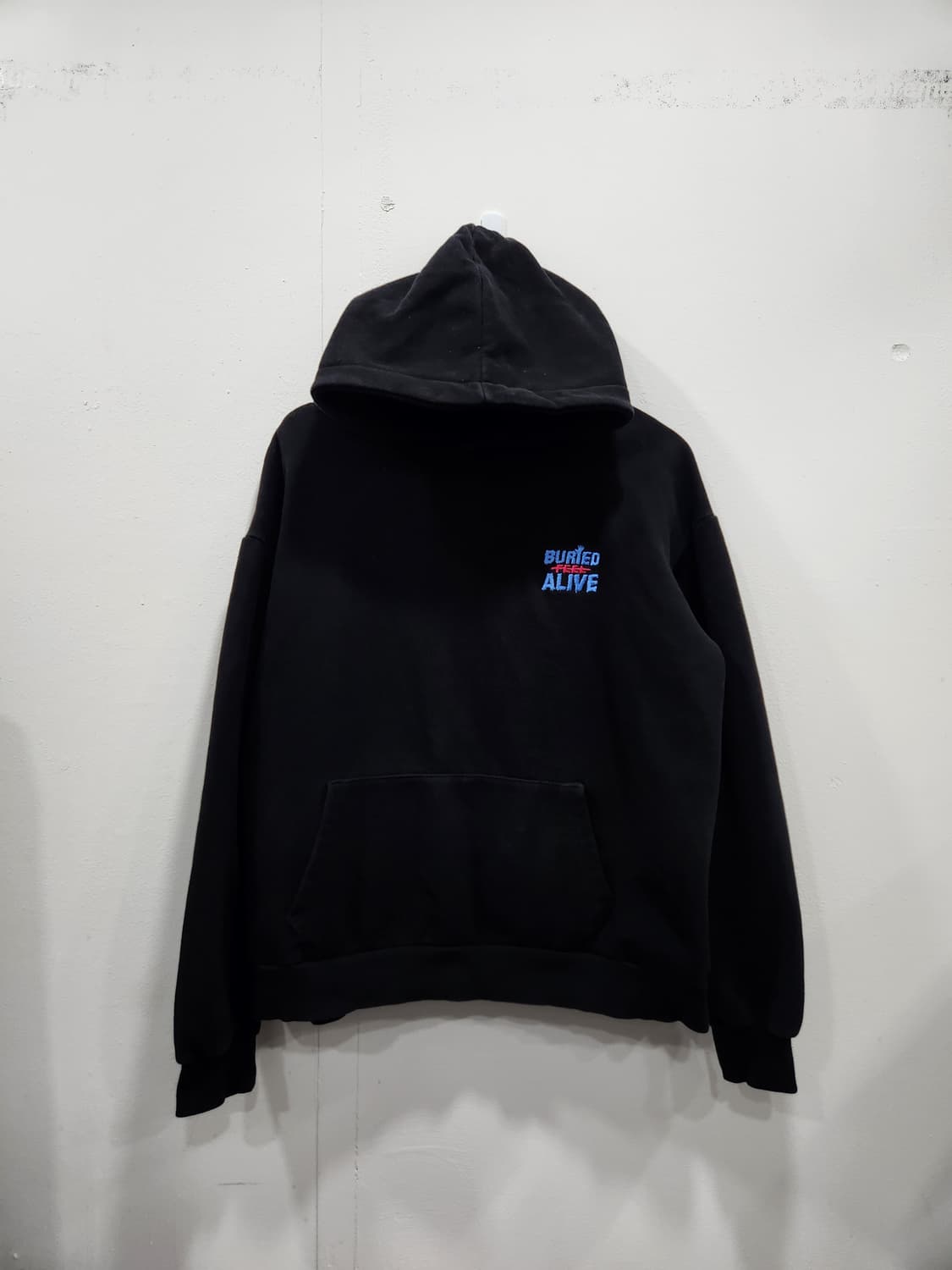 배리드얼라이브 X 필이너프 검정색 후드티 남성 100사이즈 상품이미지1