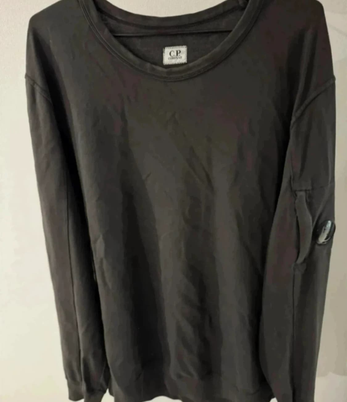 cp컴퍼니 맨투맨 상품이미지1