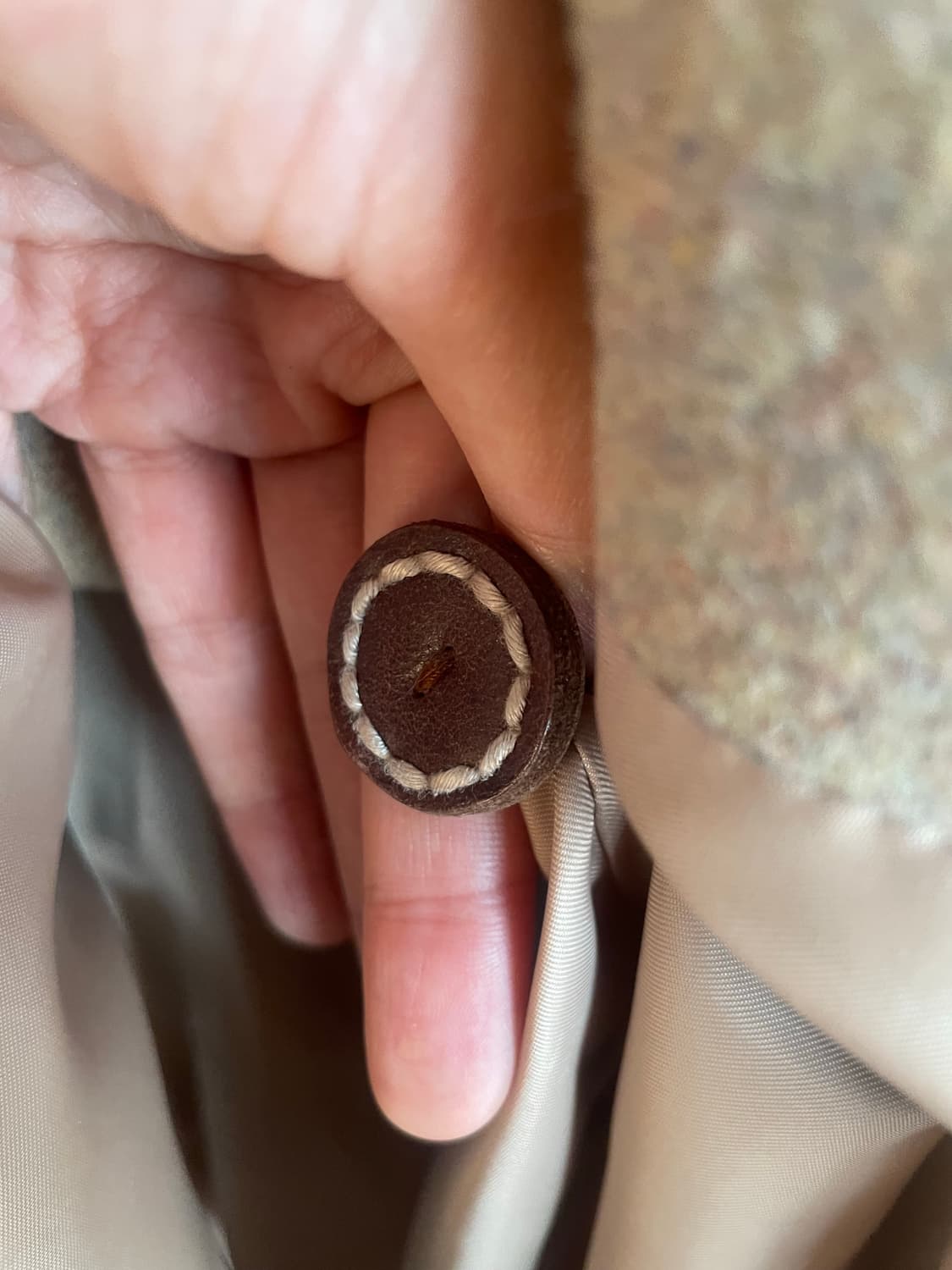 실베르꼬쉬 뮤트 올리브 그린 모리 하구미 후드 하프코트 상품이미지5