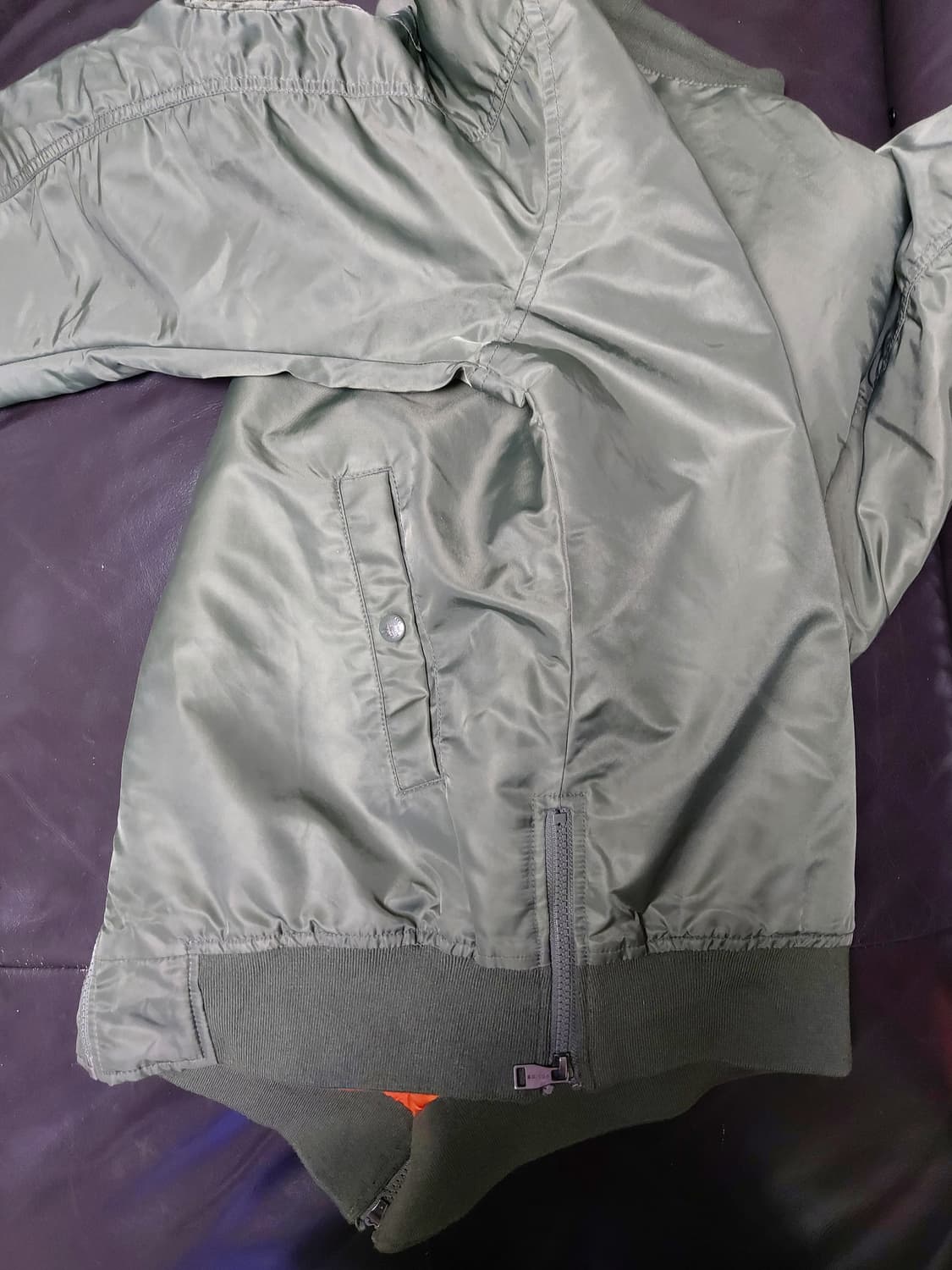 POLICE MA-1항공점퍼 XL(105)

 상품이미지5