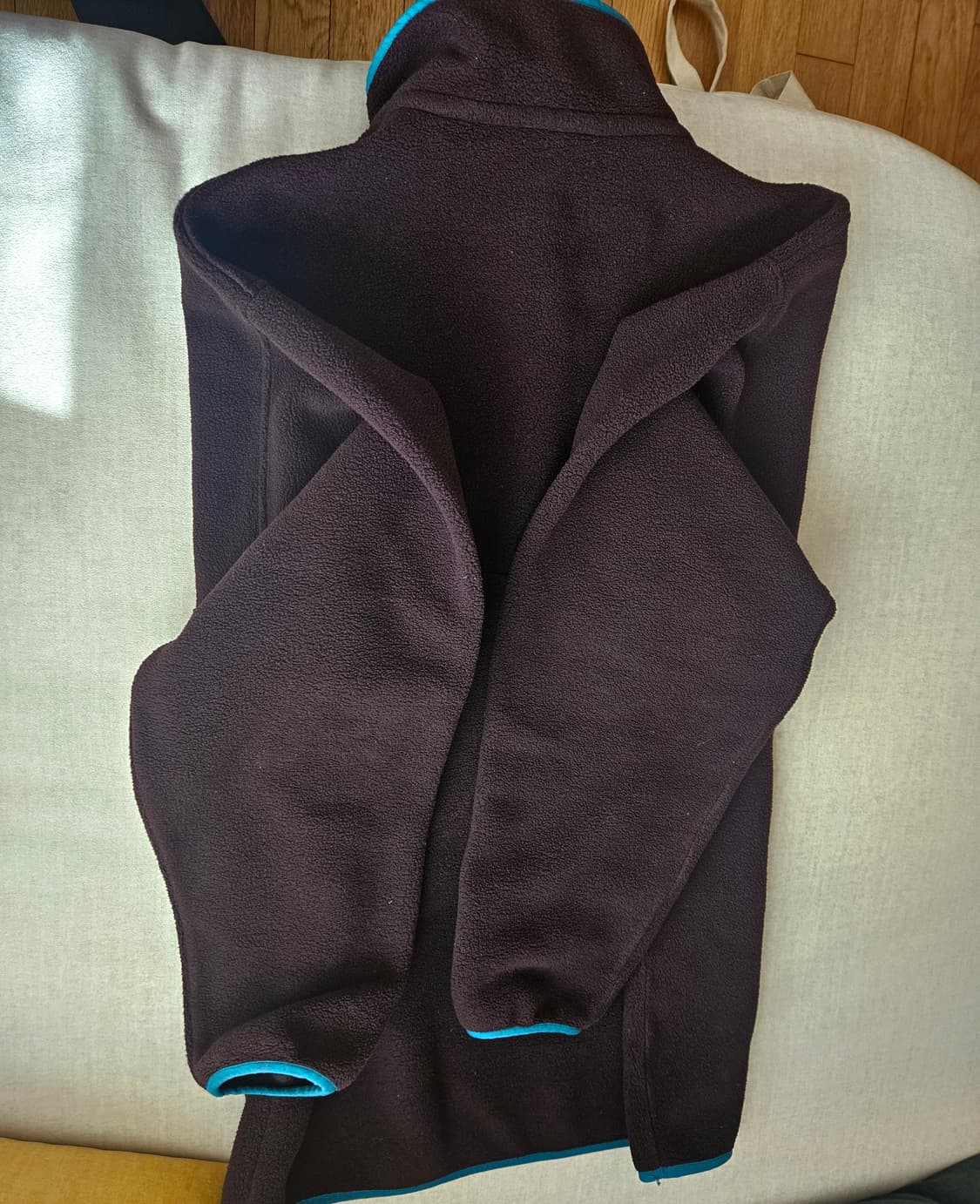 파타고니아 신칠라 헤비웨이트 옵시디안 플럼 L 플리스 후리스  상품이미지3