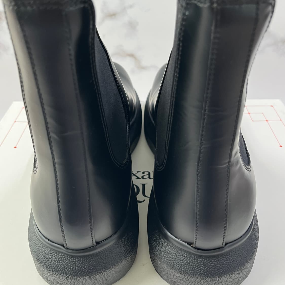 새상품 알렉산더 맥퀸 첼시 부츠 41 사이즈 상품이미지7