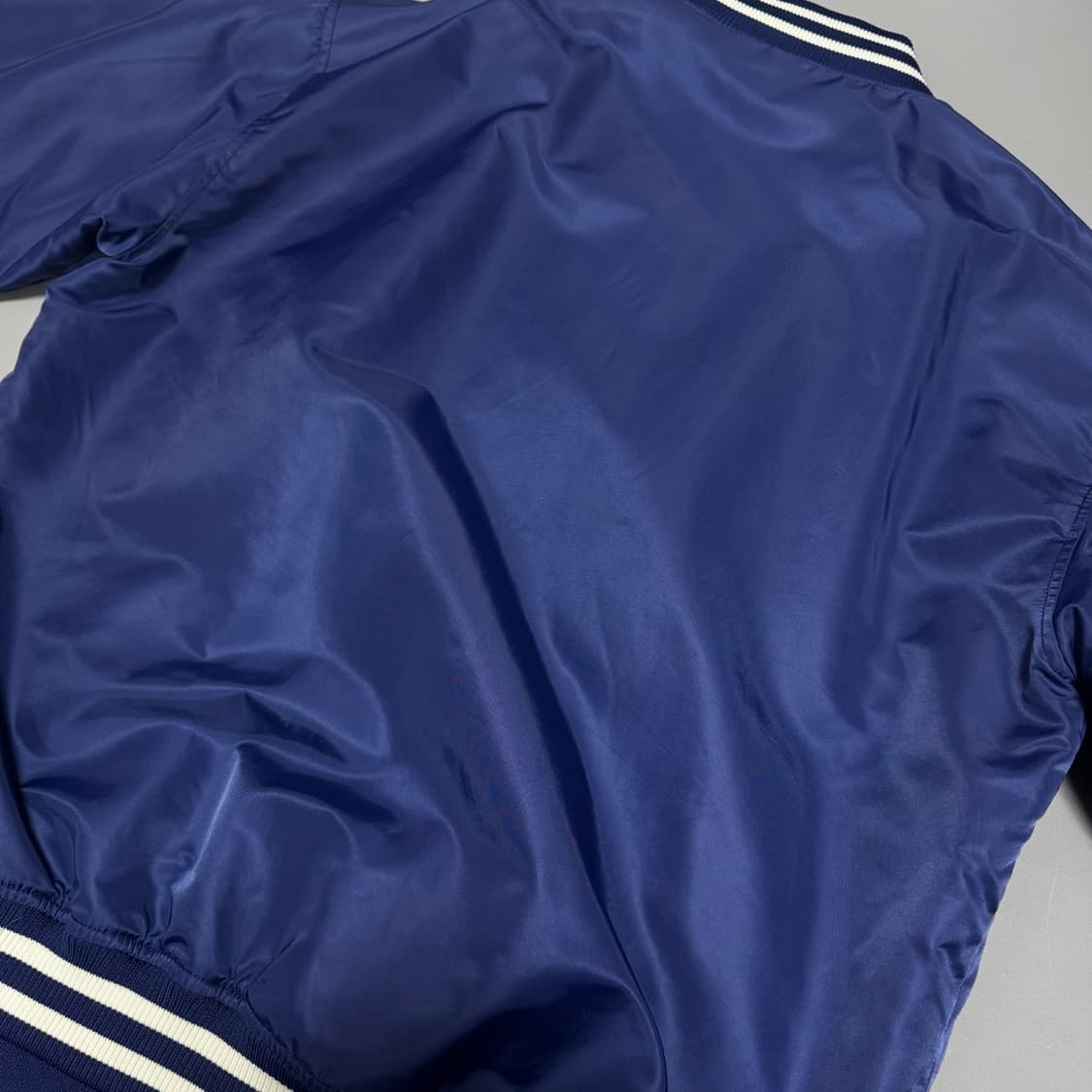 쇼트(Schott) 22ss 블루컬러 스펠링 로고 나일론 바시티 자켓 상품이미지6