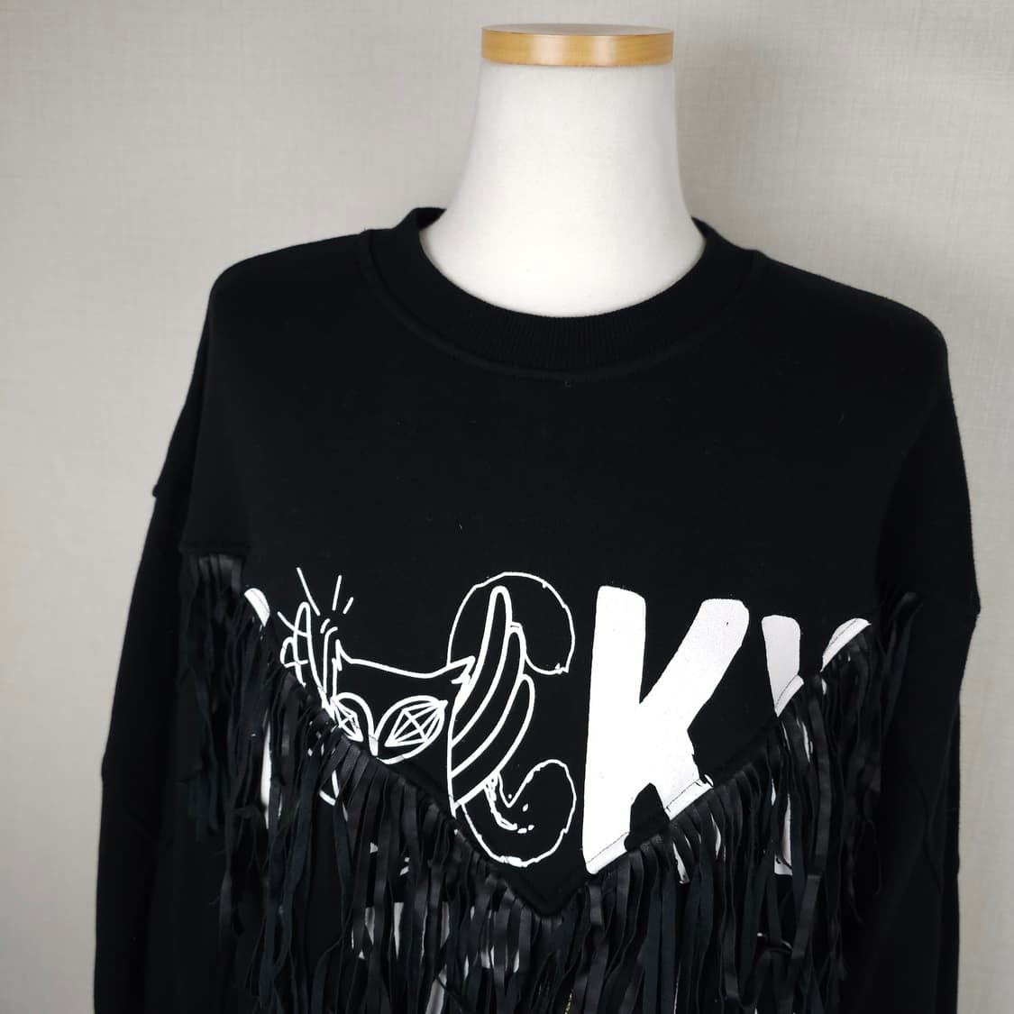 럭키슈에뜨 맨투맨 여성36사이즈  상품이미지2