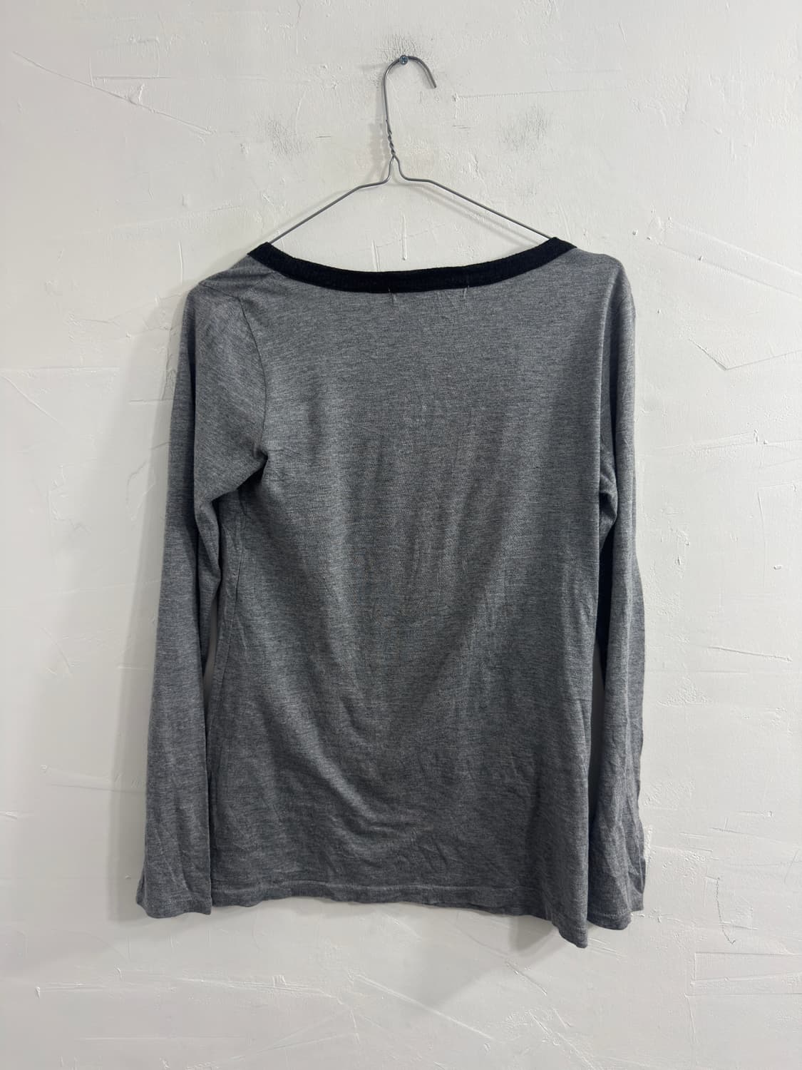 ehyphenworld gallery design top 상품이미지2