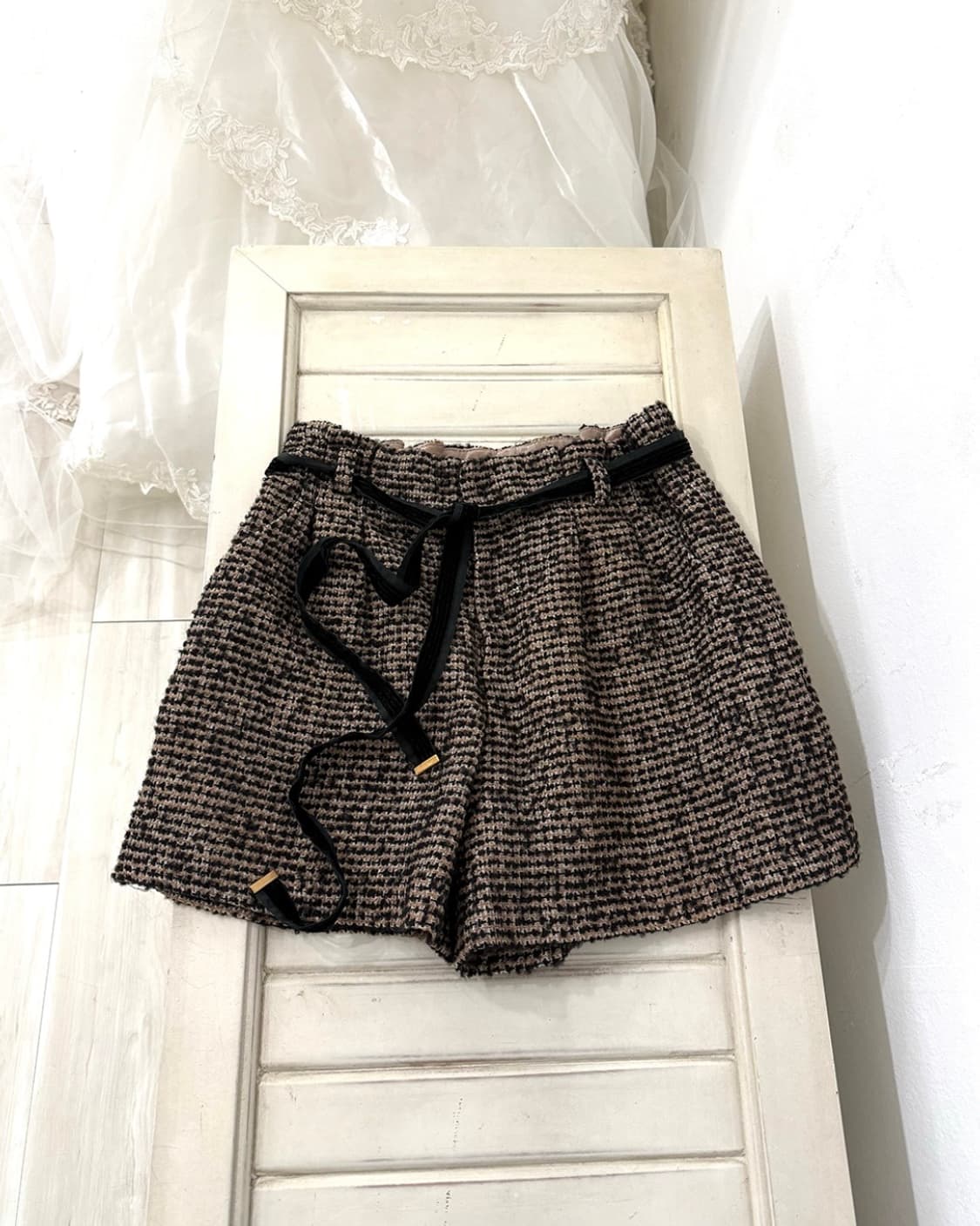 Ribbon Belt Brown Tweed Shorts 상품이미지1