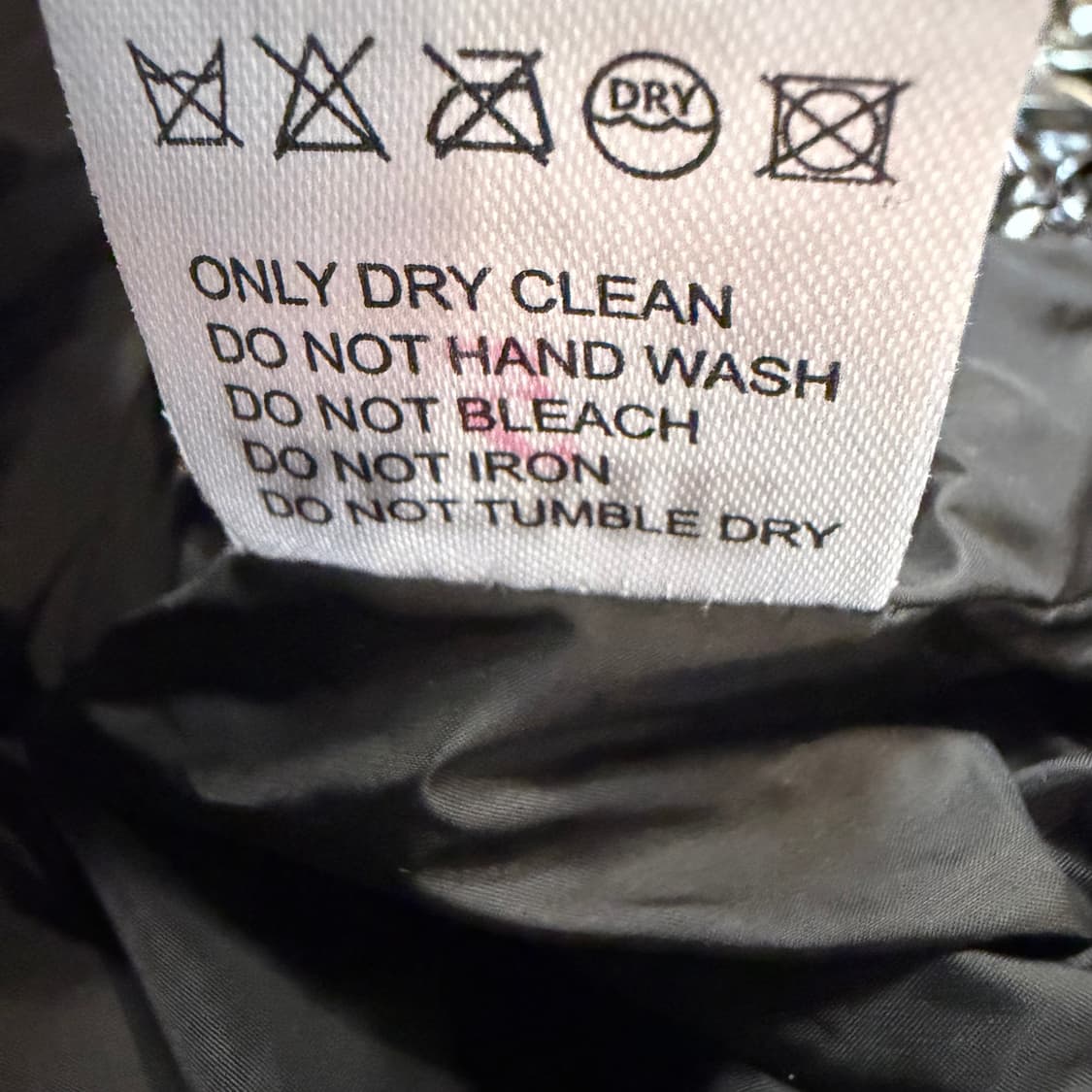 ACME 메탈릭 유광 덕다운 패딩  상품이미지5