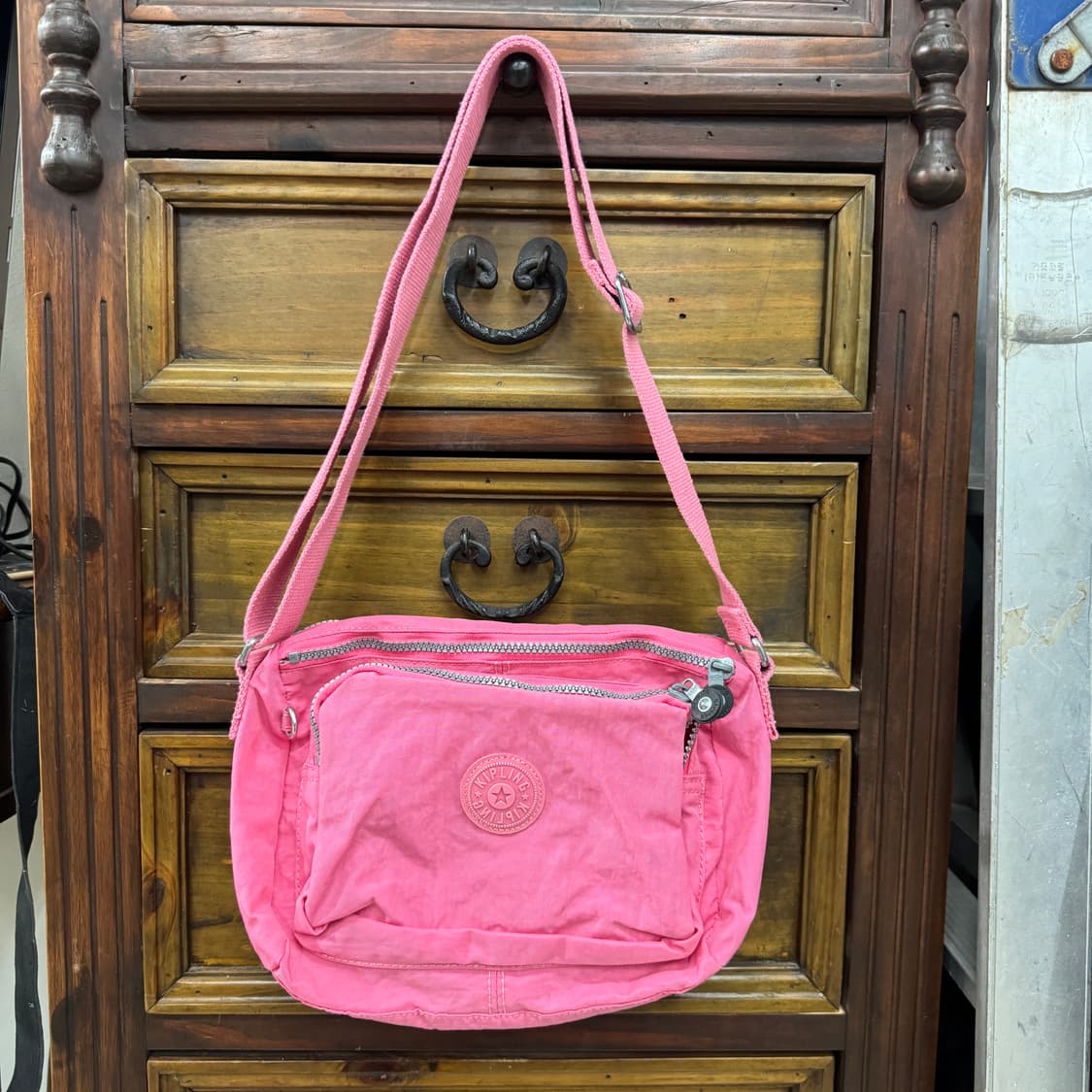 키플링 크로스백 상품이미지1