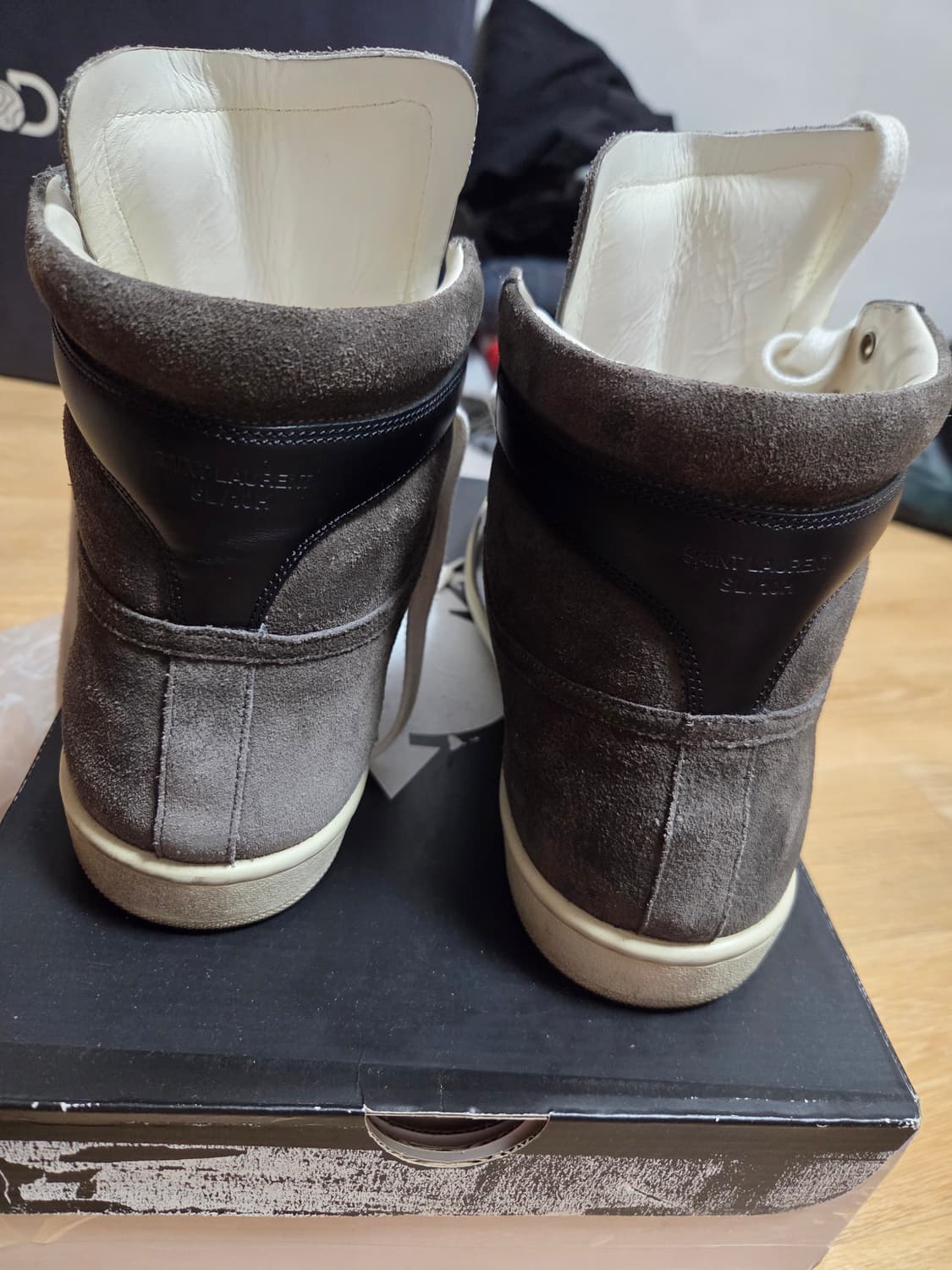 생로랑(Saint Laurent)의 클래식 SL/10H 하 이탑 스니커즈 상품이미지4