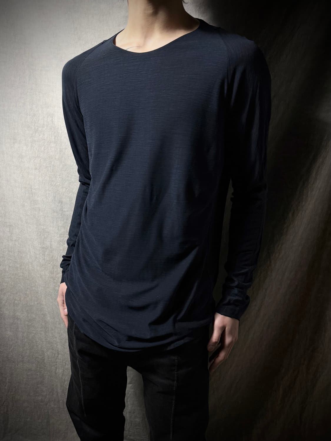 Devoa Long Sleeve Cut & Sewn 상품이미지1
