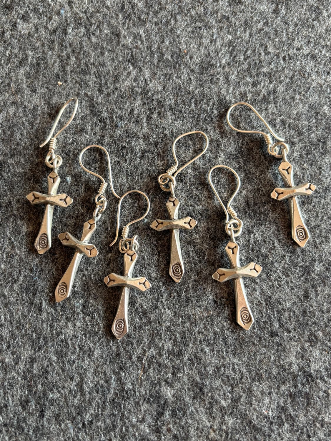 실버 십자가 귀걸이 (낱개) 상품이미지1