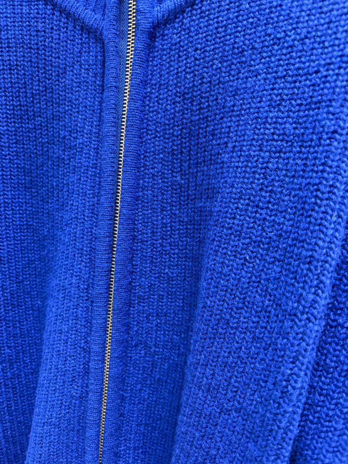 HGBB STUDIO 로얄 블루 니트 패디드 자켓 Lsize 상품이미지4