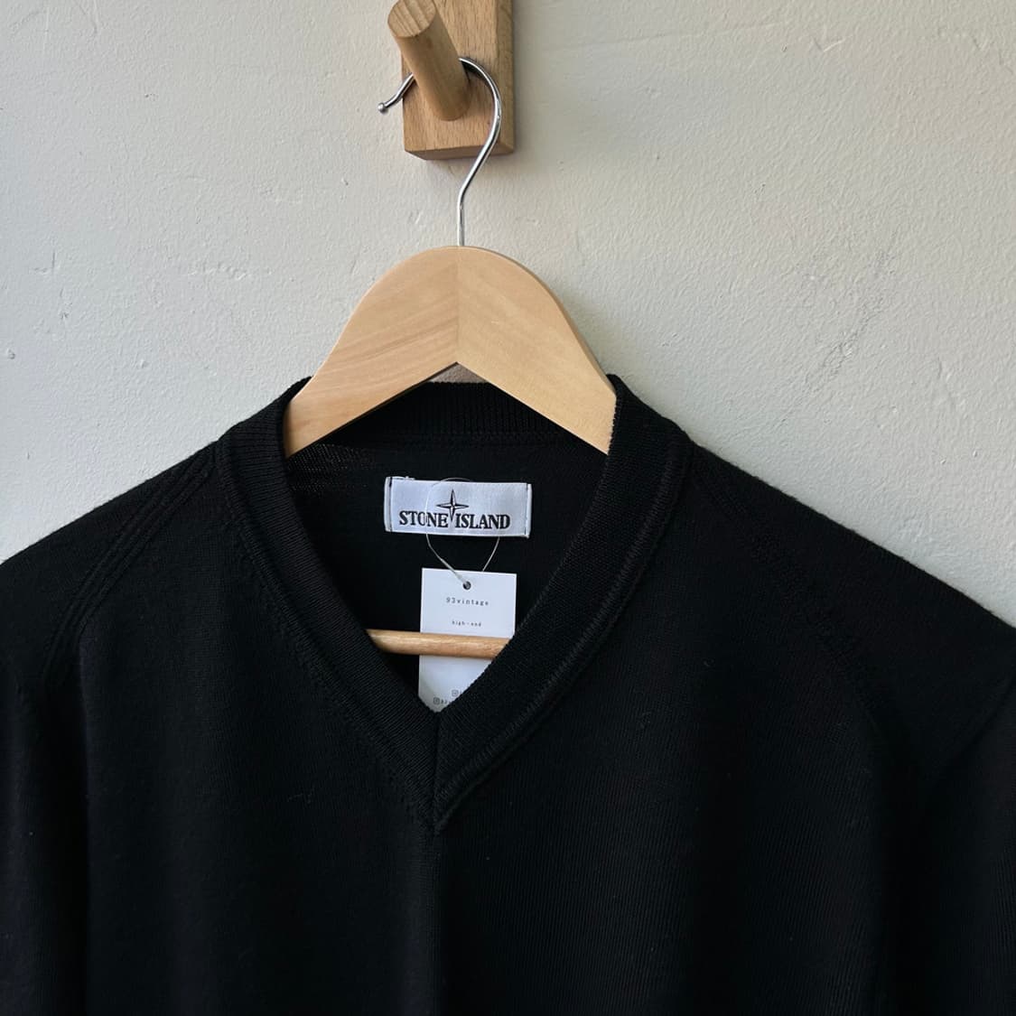 16133 - 스톤아일랜드 와펜 브이넥 니트 상품이미지3