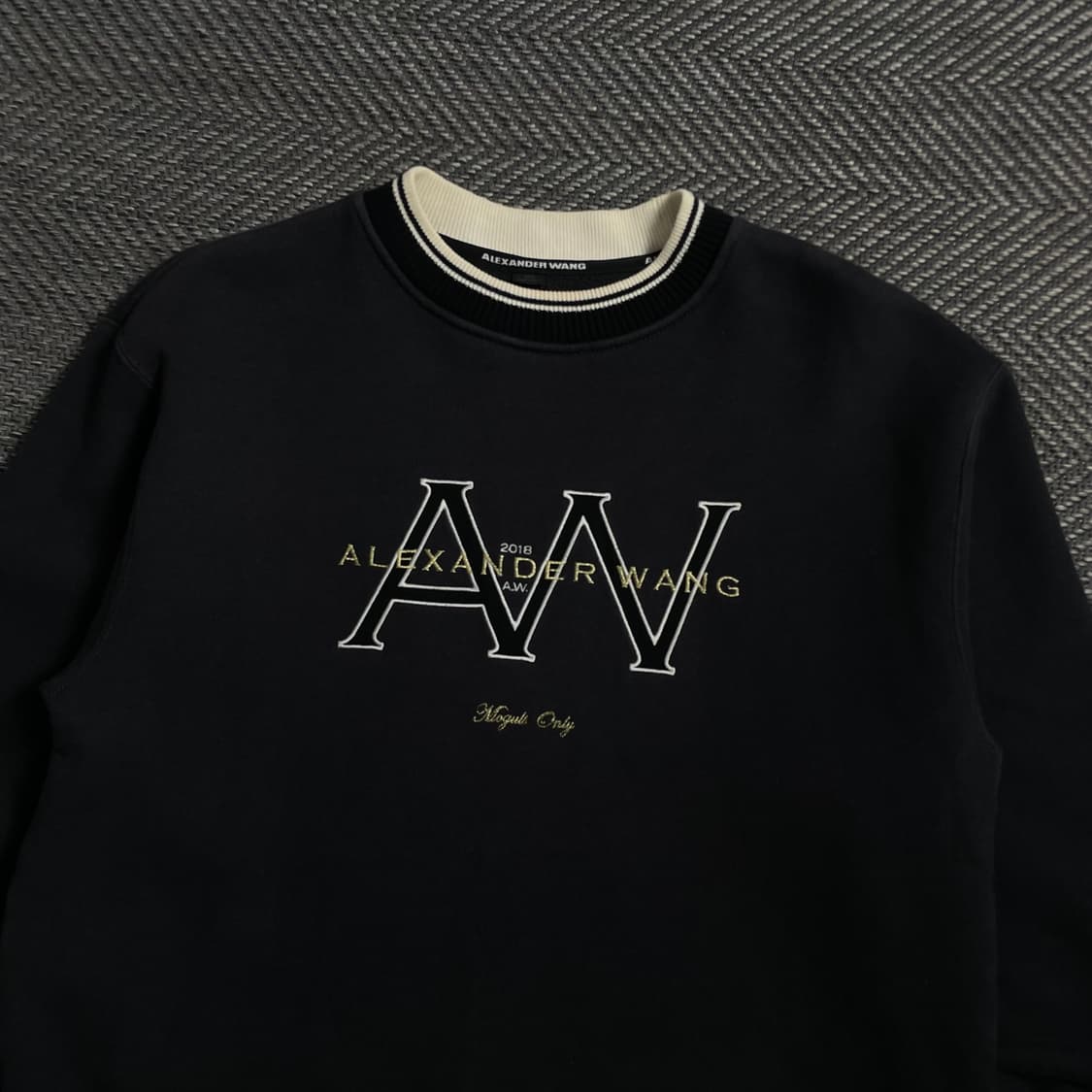 알렉산더 왕 빅로고 크루넥 스웻 셔츠o 4377 상품이미지2