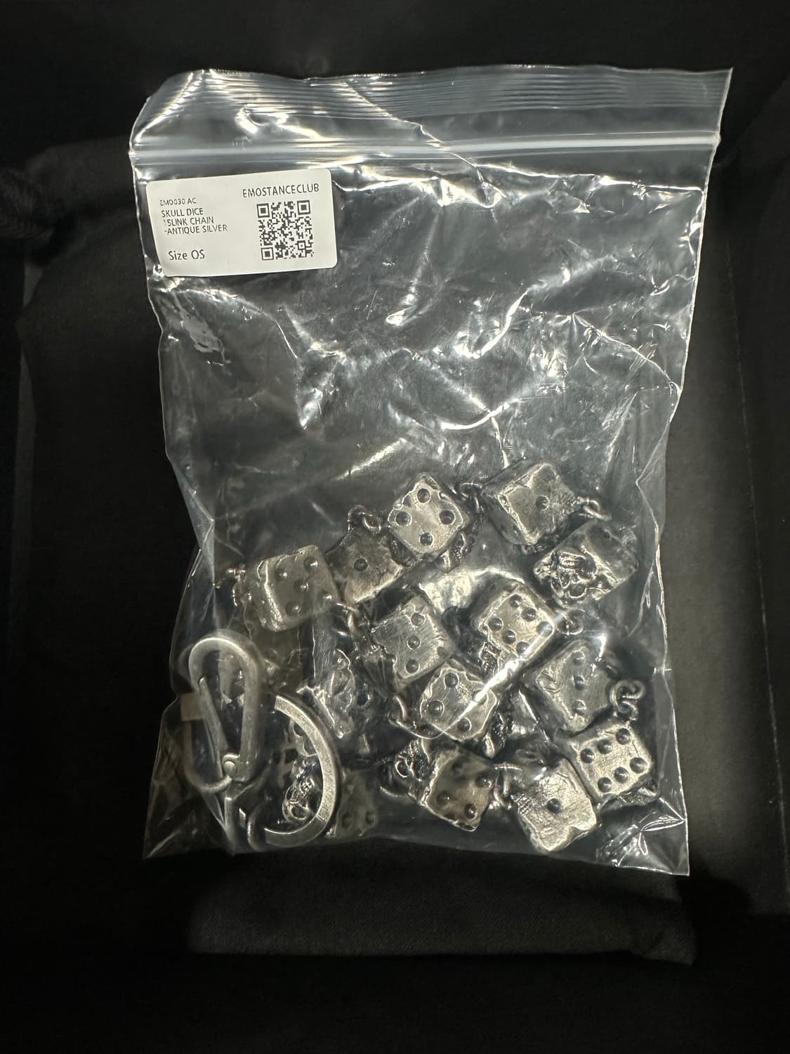 에모스탠스클럽 스컬 다이스 체인 키체인 앤티크 실버 상품이미지5