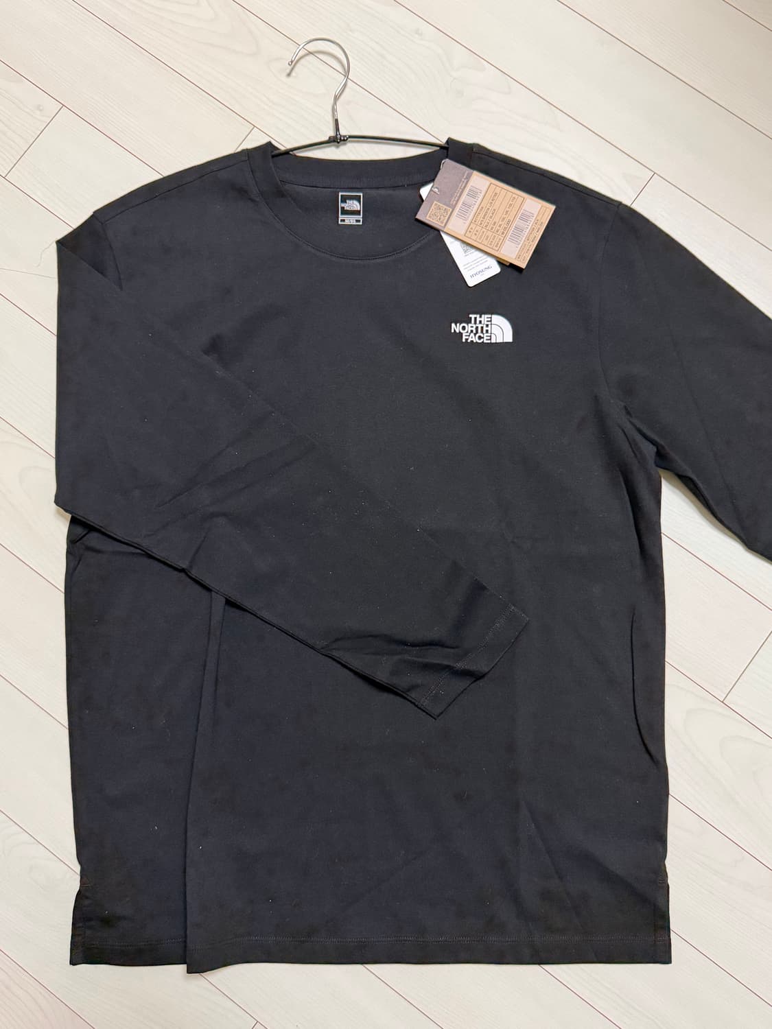 노스페이스 긴팔티셔츠 새상품 상품이미지1