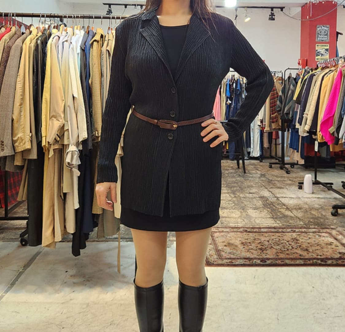SPECCHIO pleats 스피치오 플리츠 블랙 카라 자켓 상품이미지1