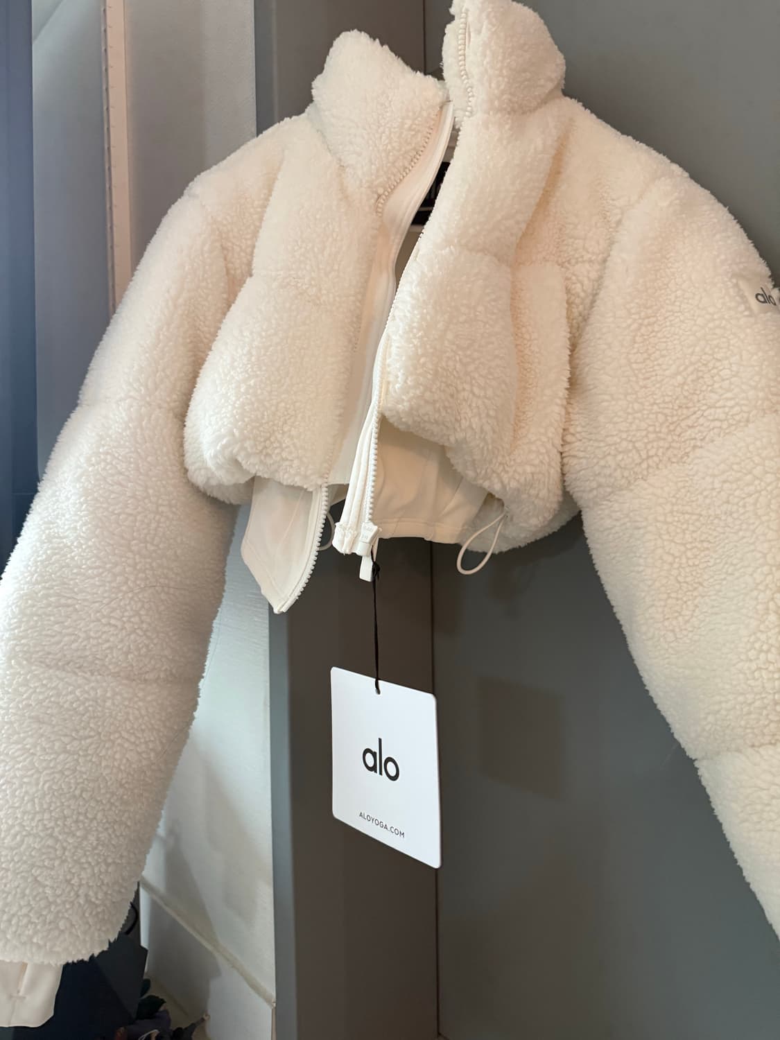 알로 셰르파 코르셋 패딩 상품이미지3