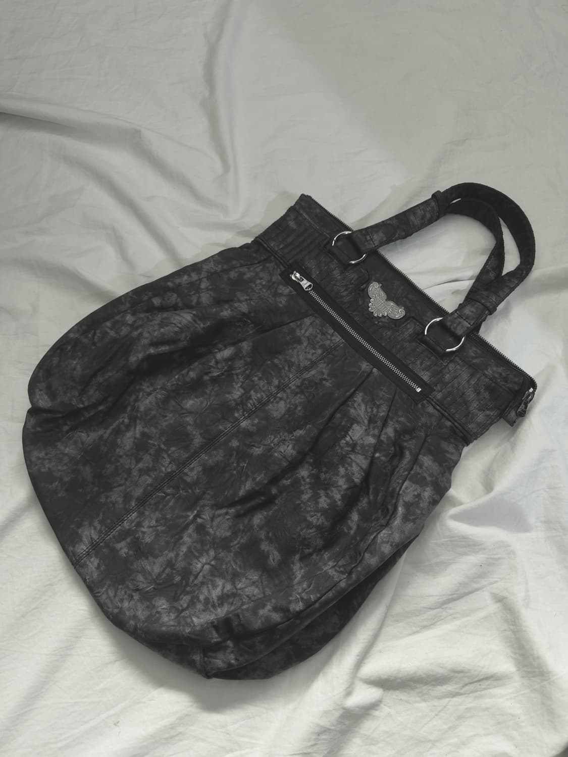 디젤 왁스코팅 레더 헬멧백 상품이미지1