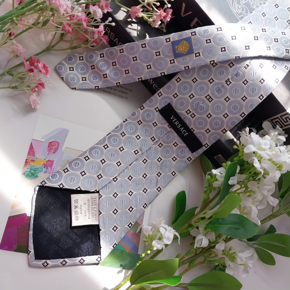 베르사체 스카이블루 자카드 패턴 넥타이 9.6cm A~B등급 K2400
 상품이미지4