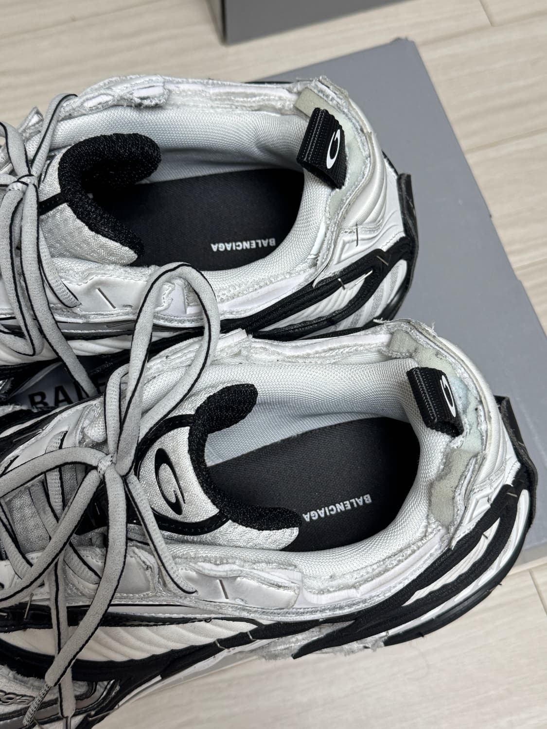 [44] 발렌시아가 솔리스 스니커즈 상품이미지6