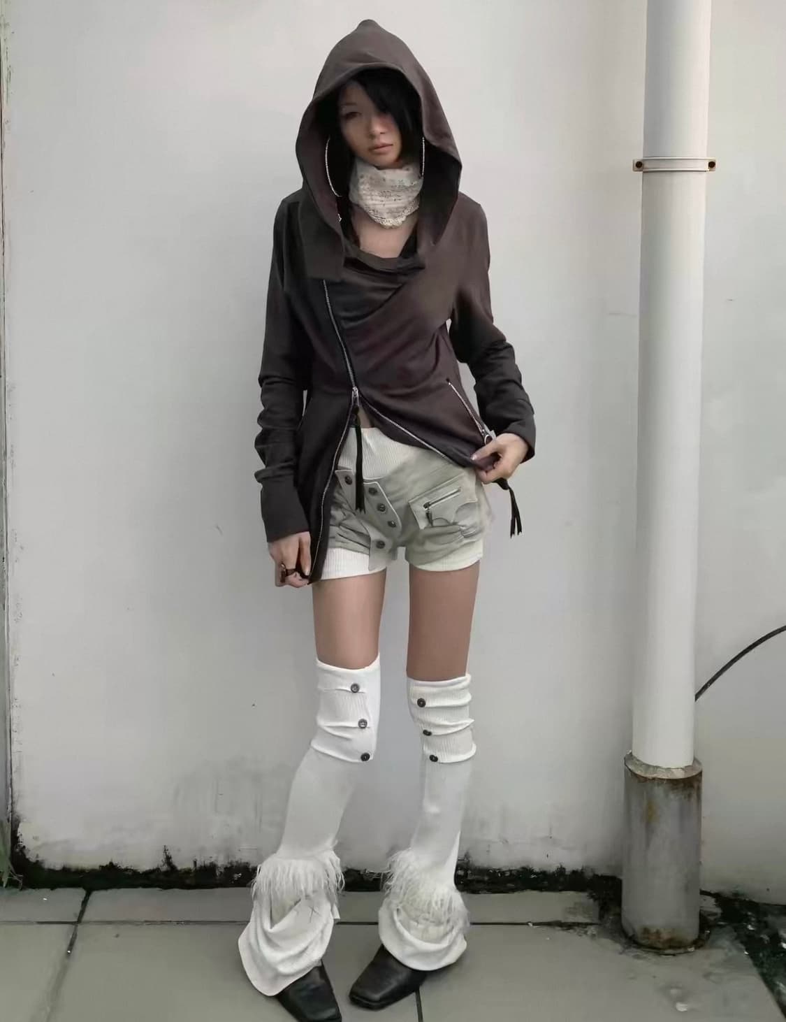 샵코어 sourswing 하이넥 컷오프 후드집업 자켓 상품이미지3