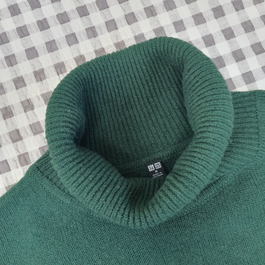 유니클로 울100 터틀넥 니트 남자95 상품이미지2