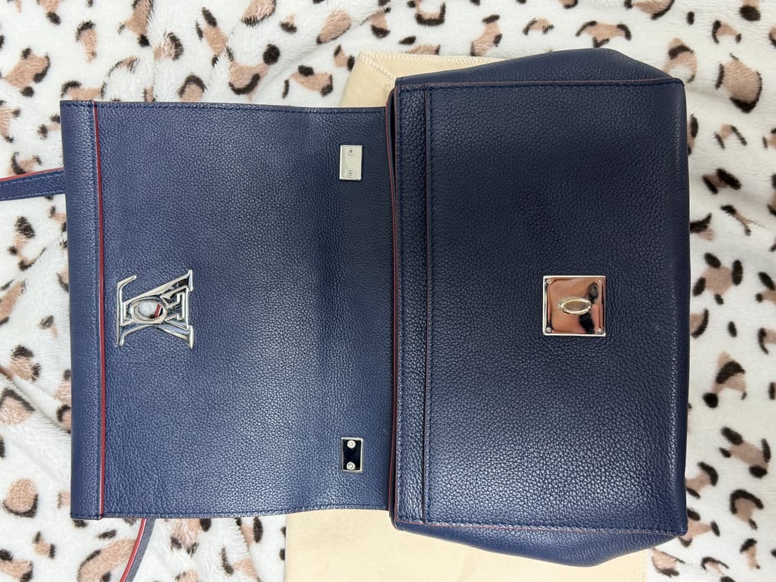 루이비통 락미2 BB 크로스백 상품이미지5