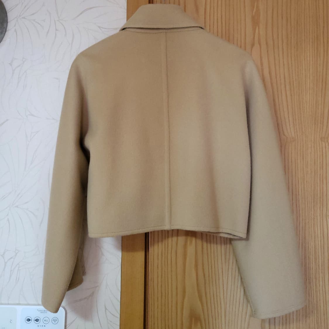 [울90 캐시미어10] 블로썸 울 캐시미어 크롭 자켓 코트 : 베이지 상품이미지2