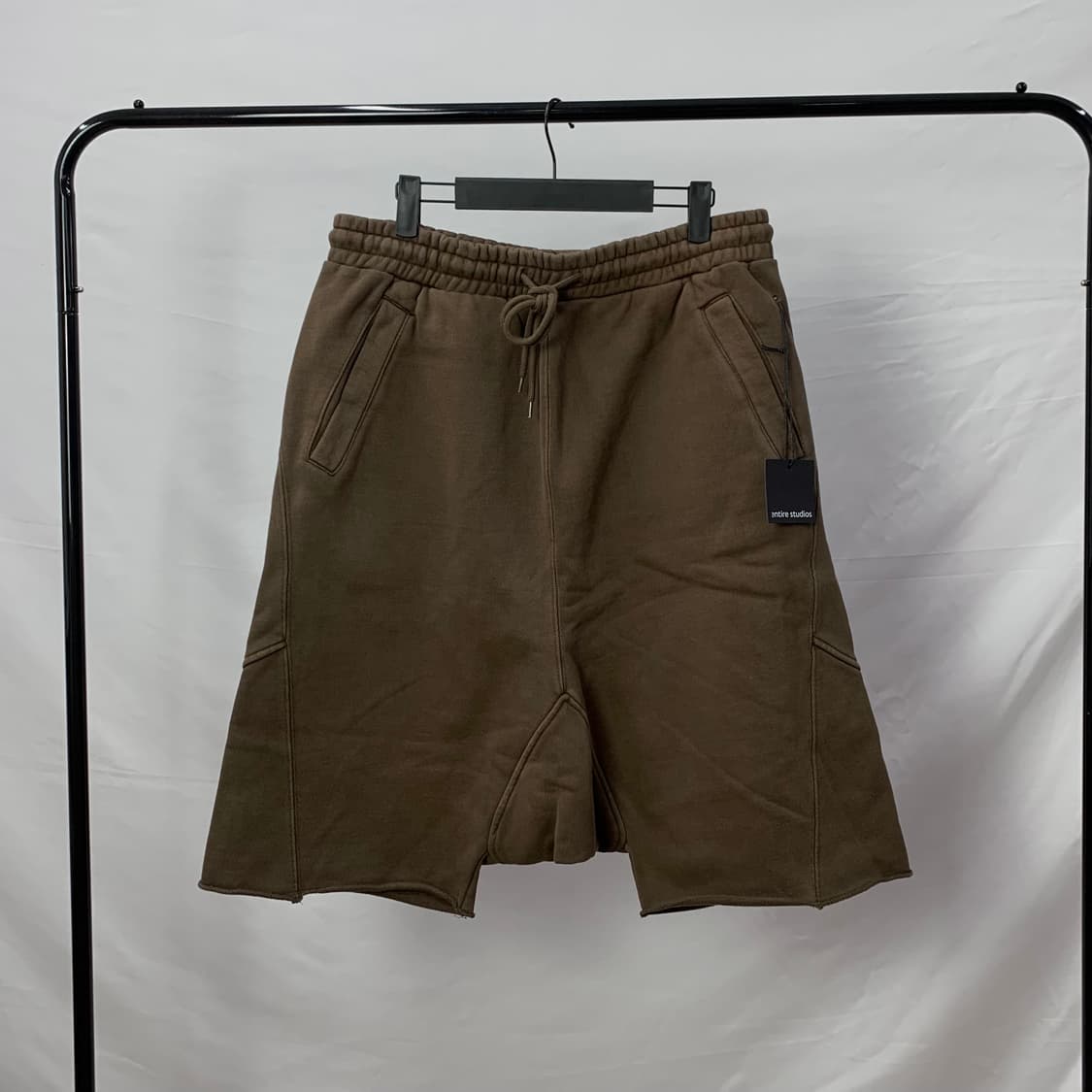 엔타이어 스튜디오 헤비 드랍 쇼츠 상품이미지6