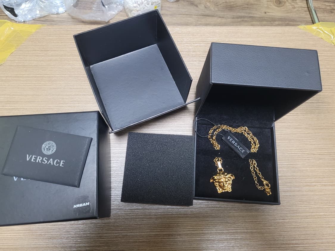 베르사체 목걸이 상품이미지6