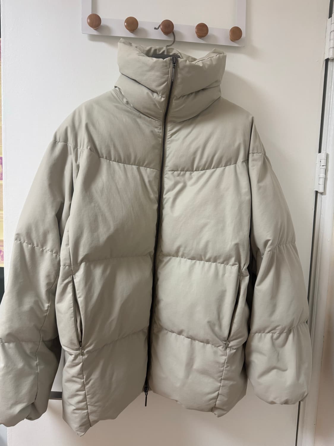 스튜디오 니콜슨 OJECT 패딩 스톤 컬러 (S) 상품이미지1