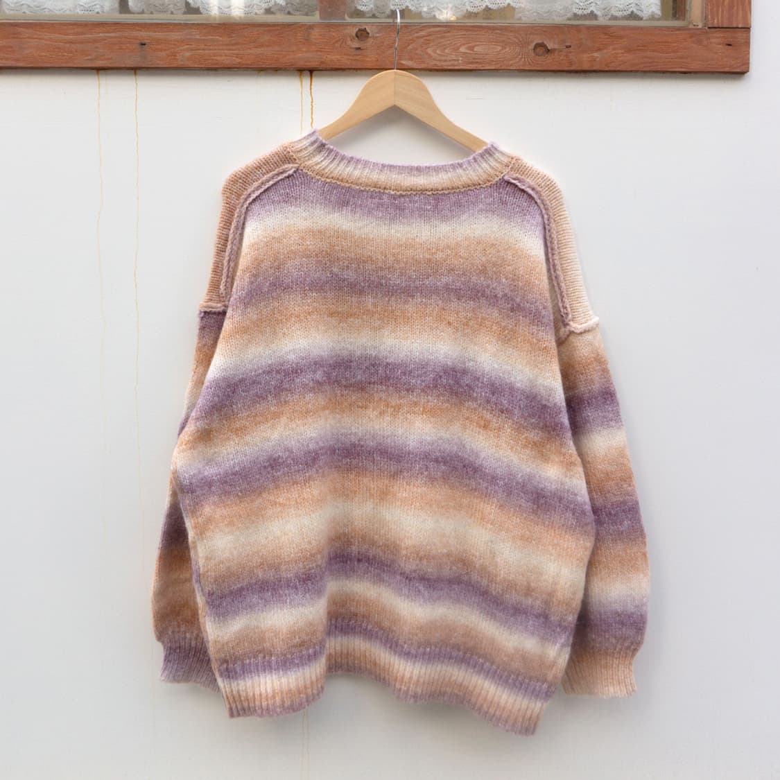 라일락 밀크티 루즈 니트 상품이미지5