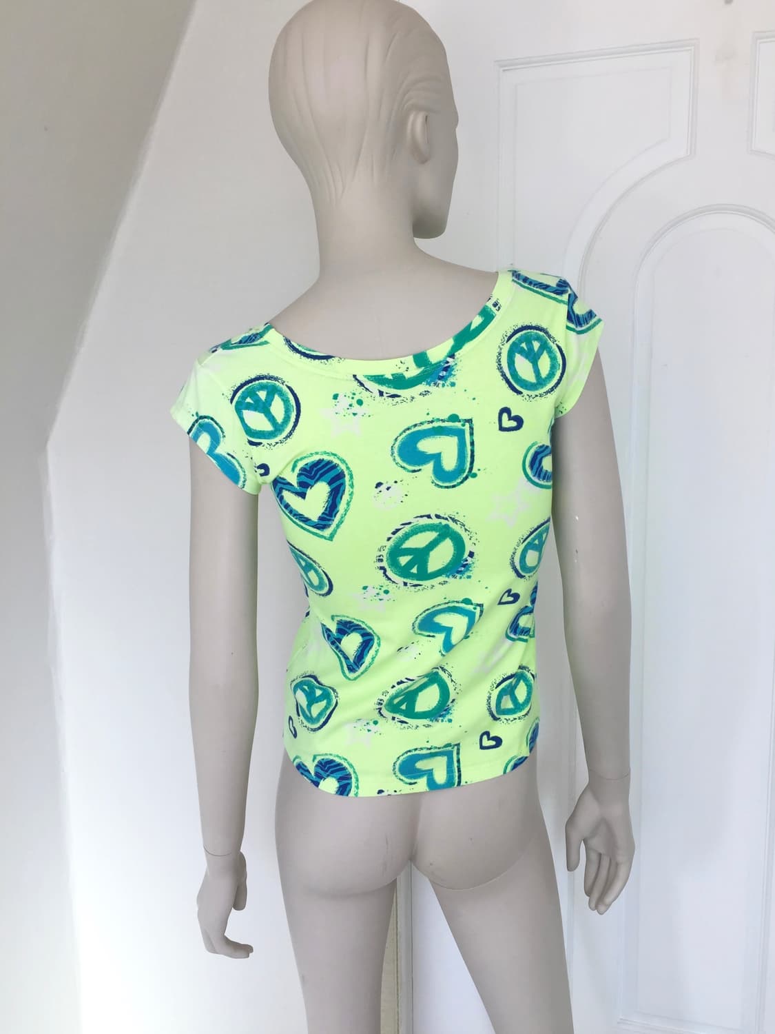 PINK  Neon Lime Peace Graphic Top 상품이미지3