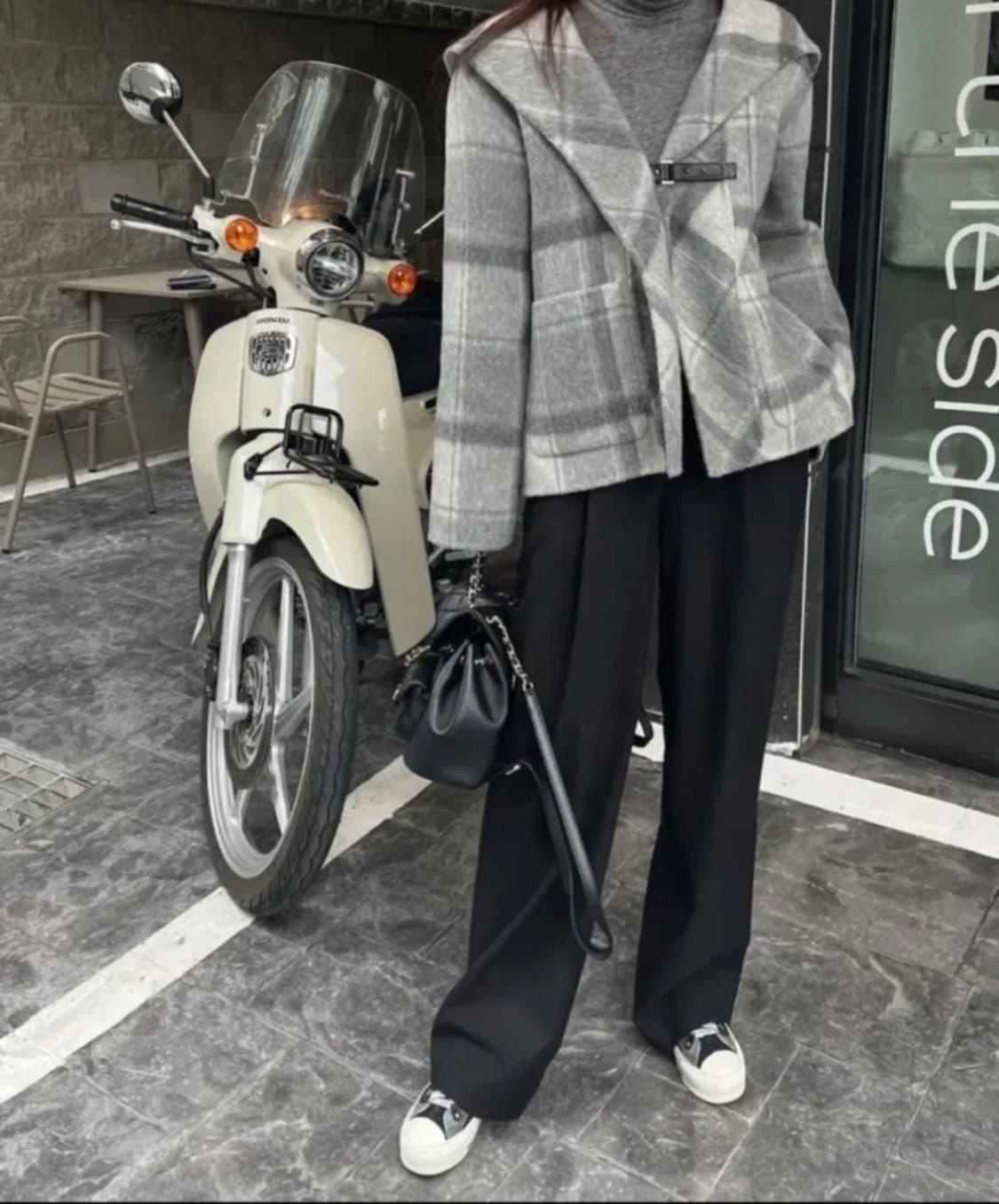 루흐 아디세떼흐 알파카코트(하엄지 후드하프코트) 상품이미지2