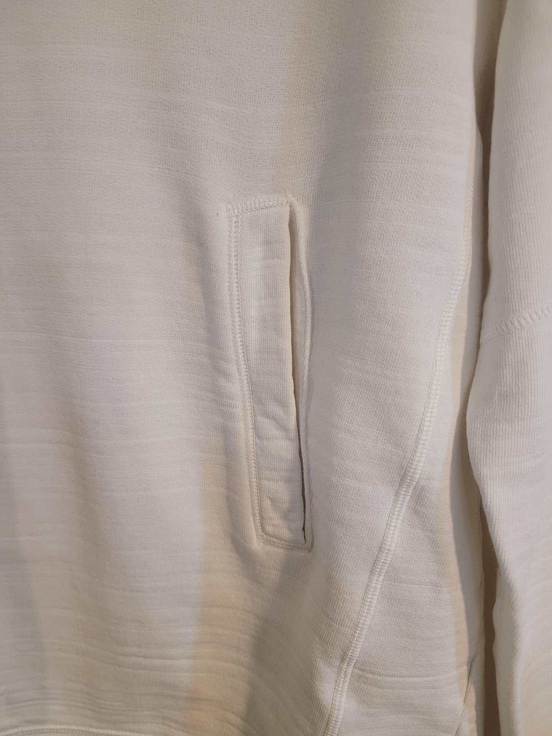 닐바렛 아이보리 포켓 맨투맨 95 상품이미지4